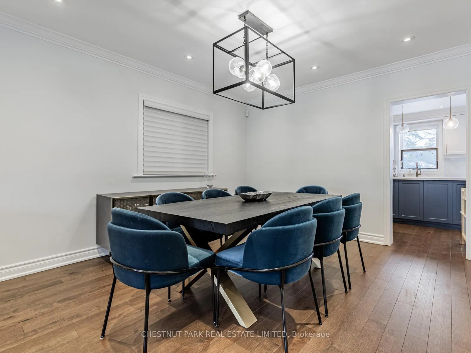Photo 7 of 562 Roselawn Avenue, Toronto, Forest Hill North — HOMEH