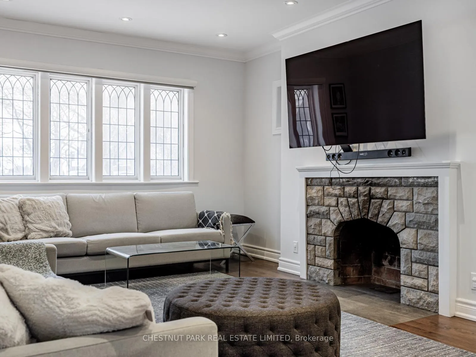 Photo 11 of 562 Roselawn Avenue, Toronto, Forest Hill North — HOMEH