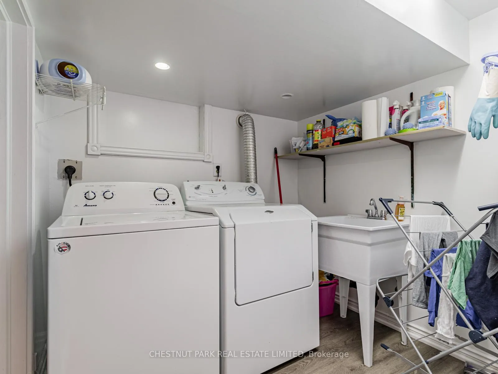 Photo 33 of 562 Roselawn Avenue, Toronto, Forest Hill North — HOMEH