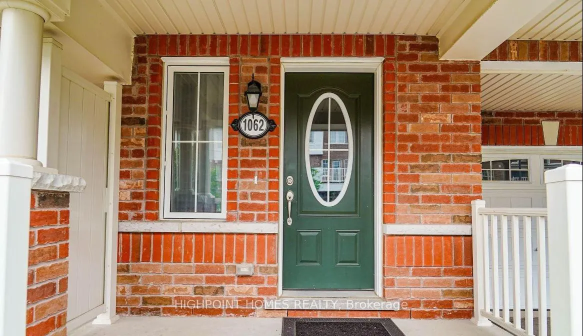 Photo 4 of 1062 Clipper Lane, Pickering, Rural Pickering — HOMEH
