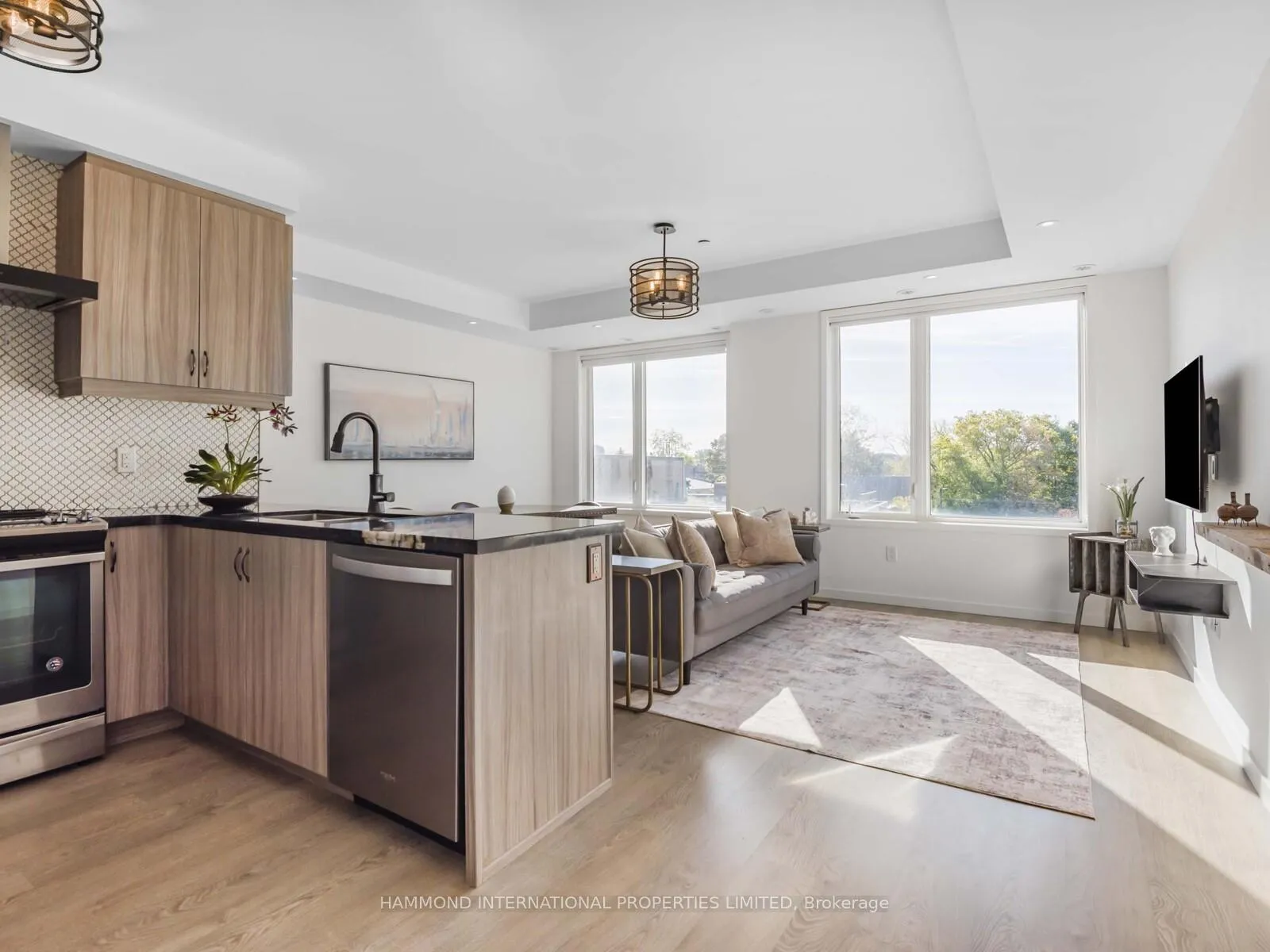 Photo 4 of Unit 114, 600 Alex Gardner Circle, Aurora, Aurora Village — HOMEH