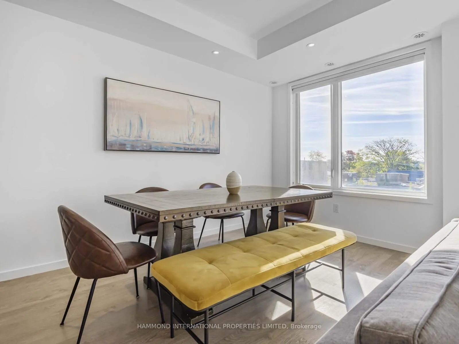Photo 10 of Unit 114, 600 Alex Gardner Circle, Aurora, Aurora Village — HOMEH