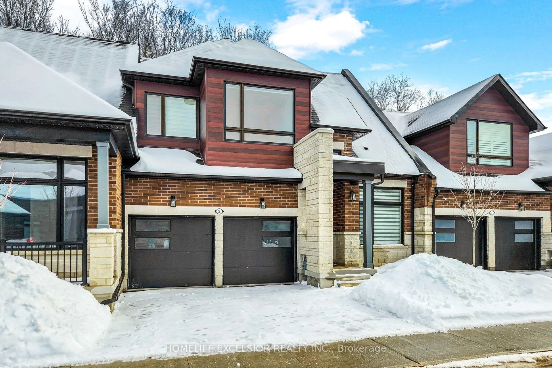 Photo 2 of 3 Vern Robertson Gate, Uxbridge — HOMEH