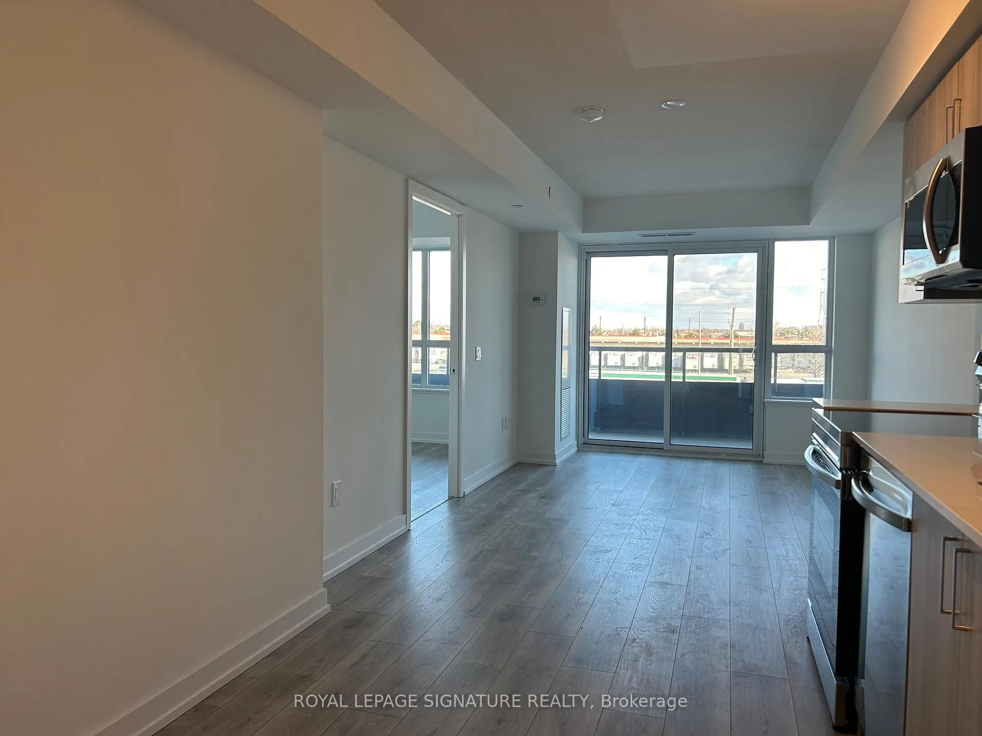 Photo 7 of Unit 301, 1455 Celebration Drive, Pickering, Bay Ridges — HOMEH