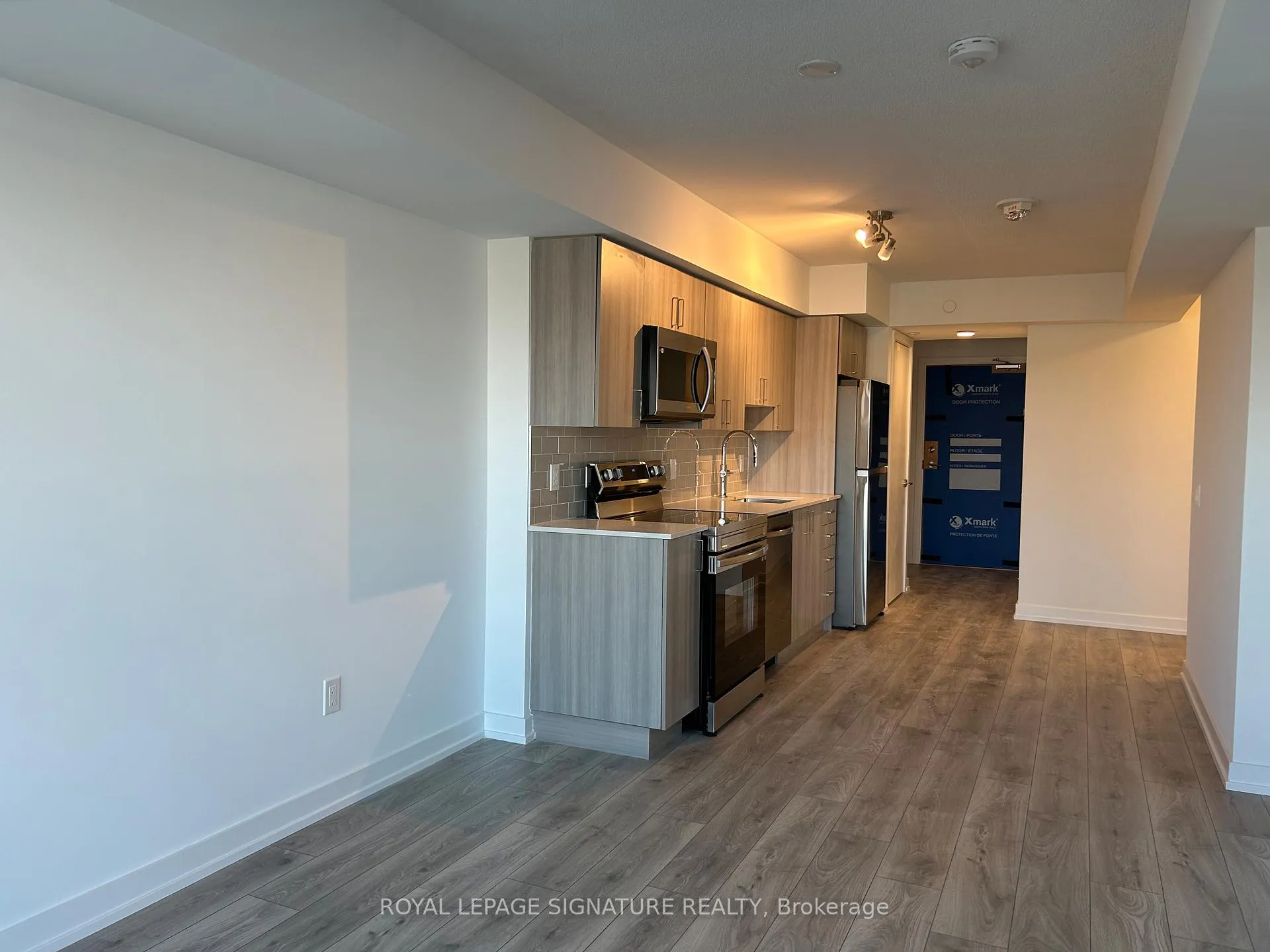 Photo 9 of Unit 301, 1455 Celebration Drive, Pickering, Bay Ridges — HOMEH