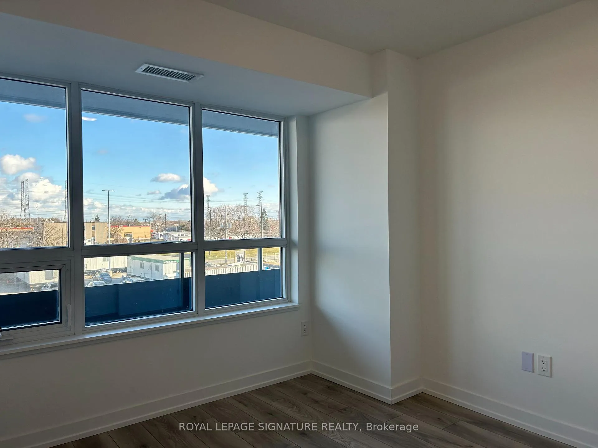 Photo 16 of Unit 301, 1455 Celebration Drive, Pickering, Bay Ridges — HOMEH