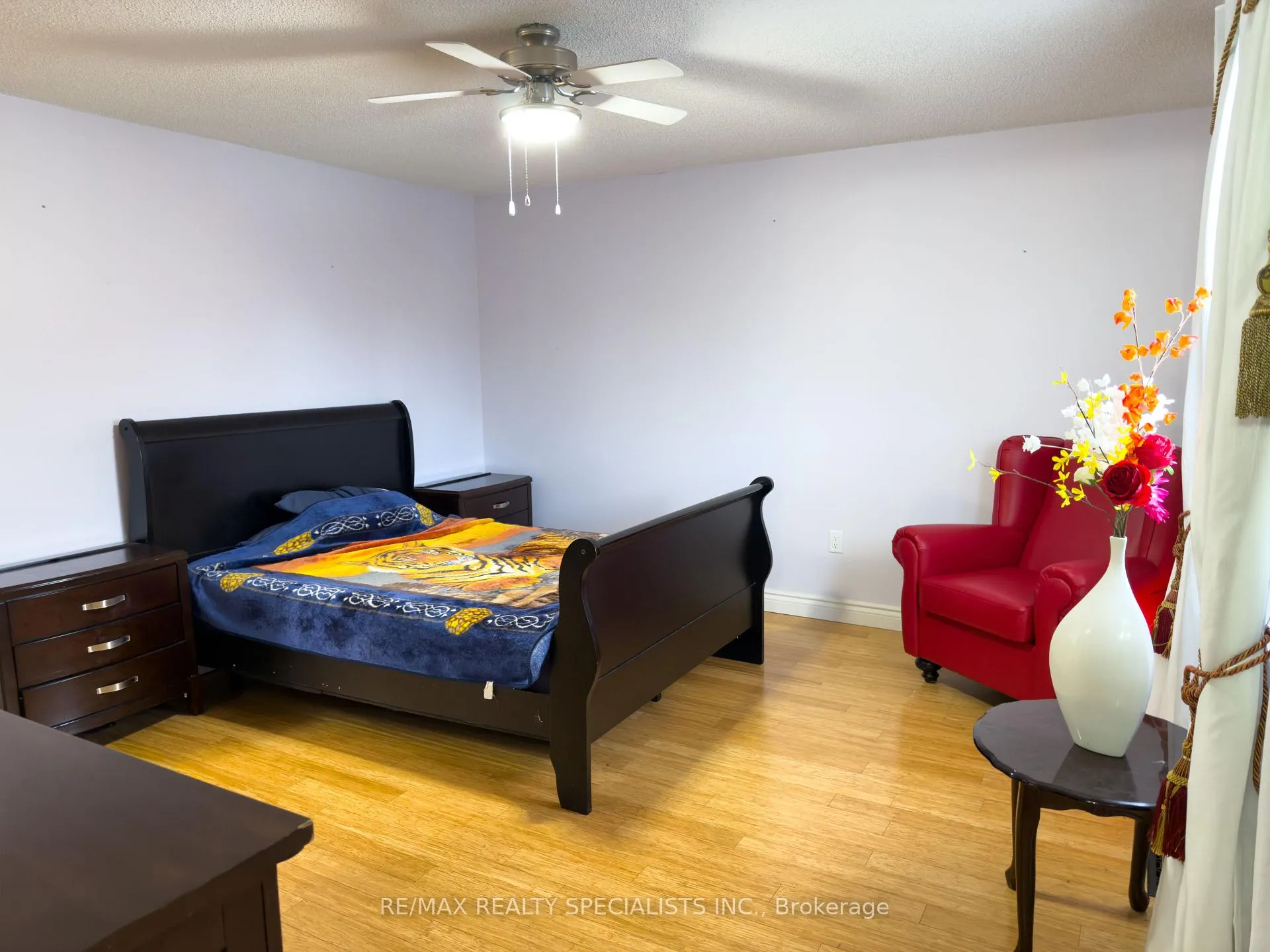 Photo 10 of 41 Jay Street, Brampton, Heart Lake West — HOMEH