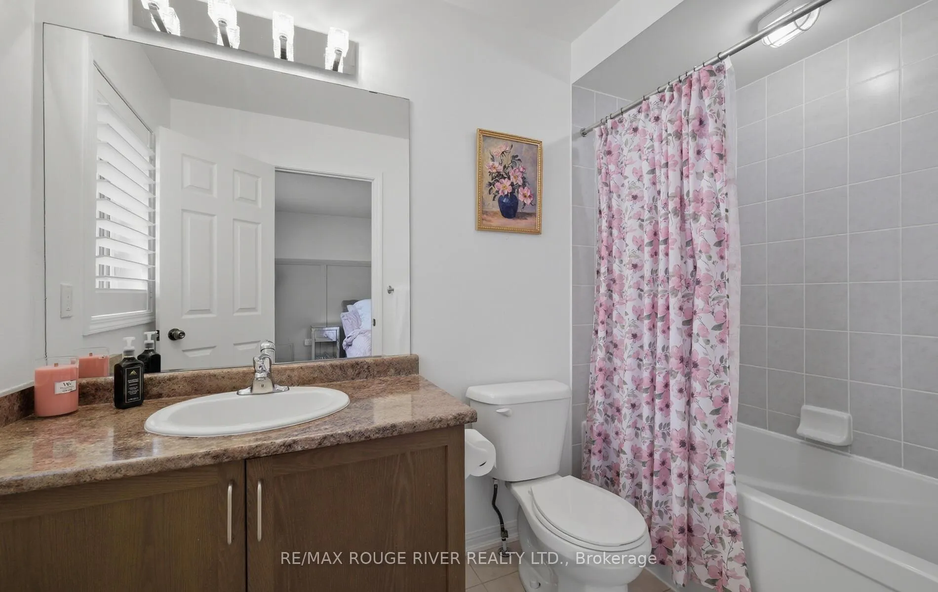 Photo 26 of 58 Autumn Harvest Road, Clarington, Bowmanville — HOMEH