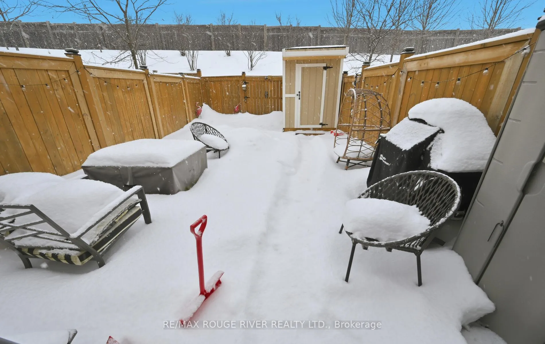 Photo 40 of 58 Autumn Harvest Road, Clarington, Bowmanville — HOMEH