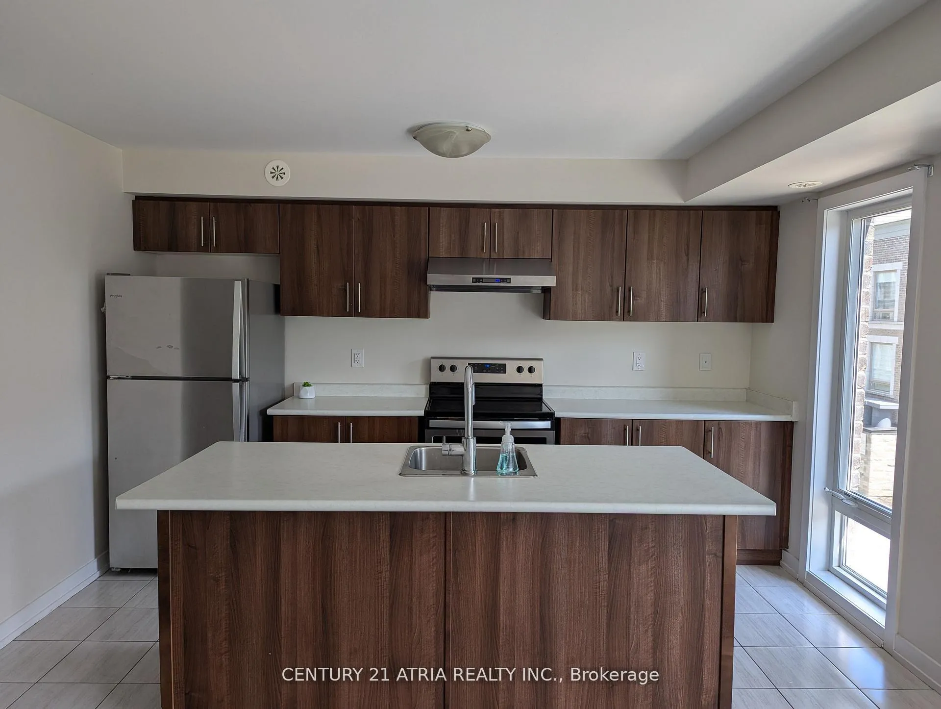 Photo 3 of Unit 2232, 10 Westmeath Lane, Markham, Cornell — HOMEH