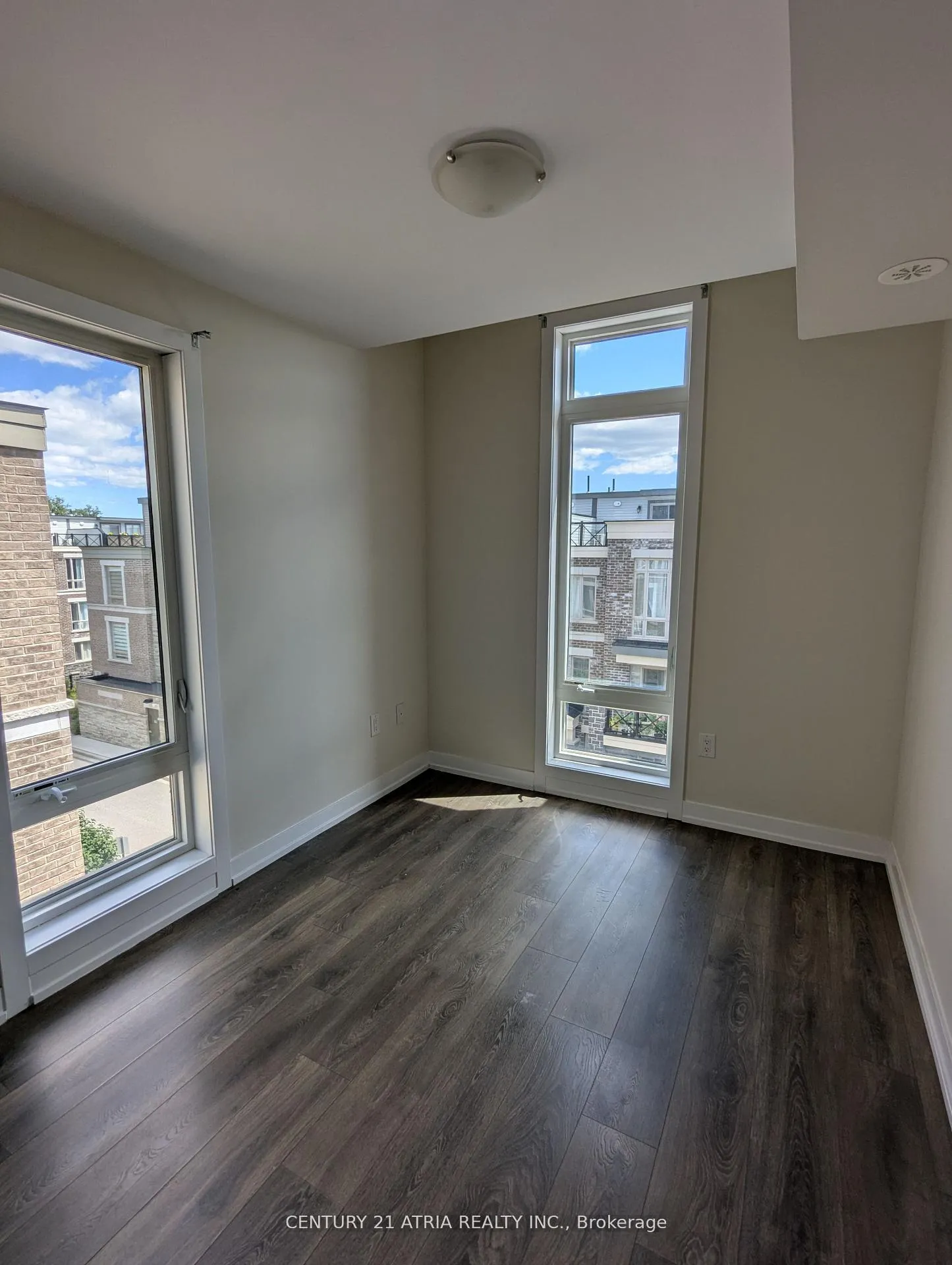 Photo 6 of Unit 2232, 10 Westmeath Lane, Markham, Cornell — HOMEH