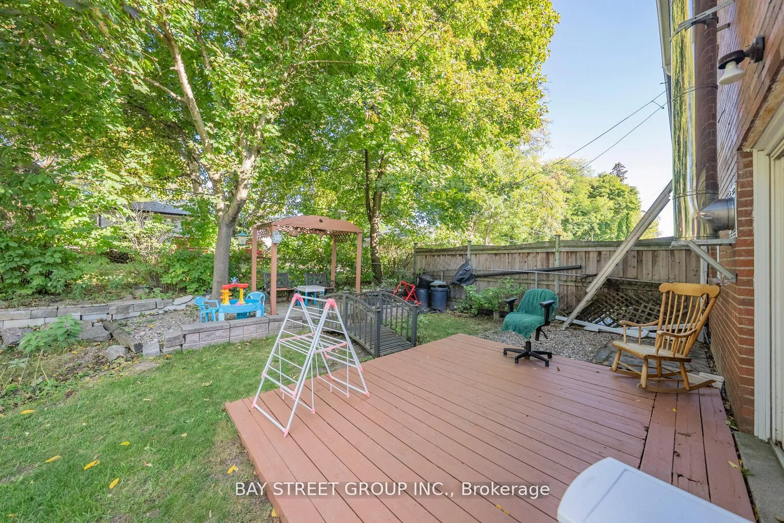 Photo 15 of Unit Main Floor #2, 43 Sherwood Forest Drive, Markham, Bullock — HOMEH