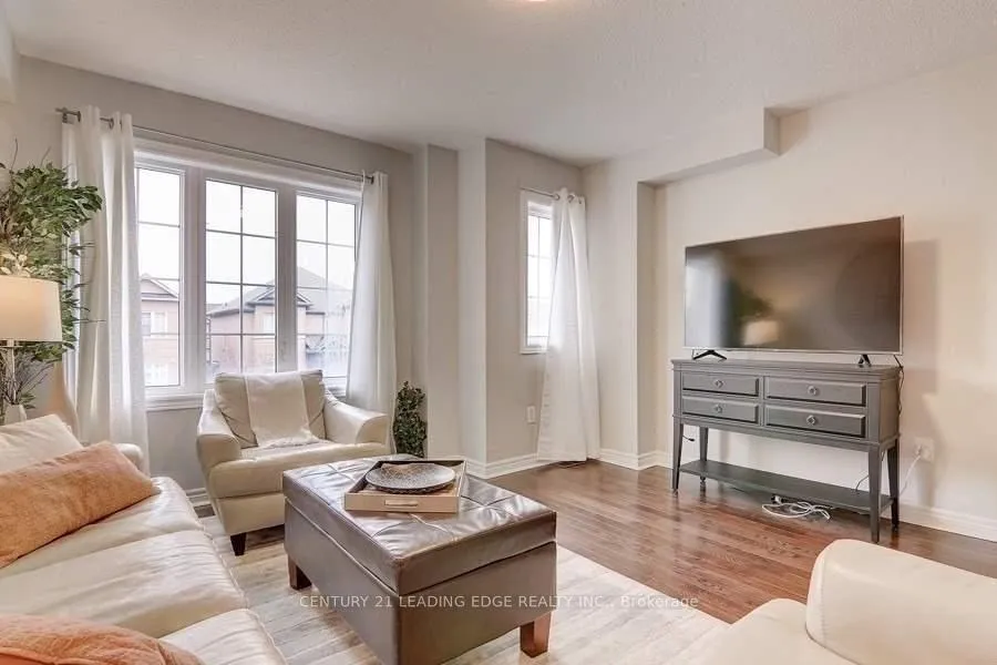 Photo 14 of 503 White's Hill, Markham, Cornell — HOMEH