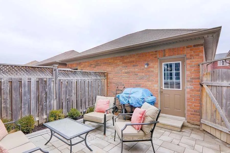 Photo 28 of 503 White's Hill, Markham, Cornell — HOMEH