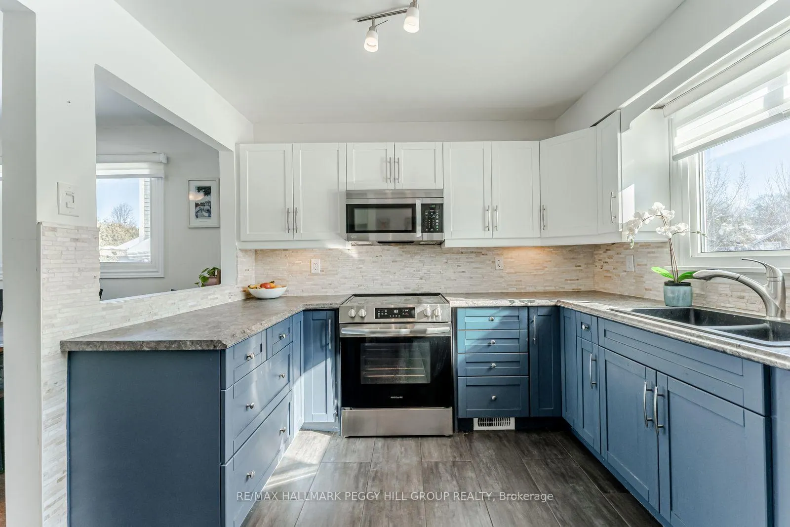 Photo 4 of 6 James Street, Barrie, Ardagh — HOMEH