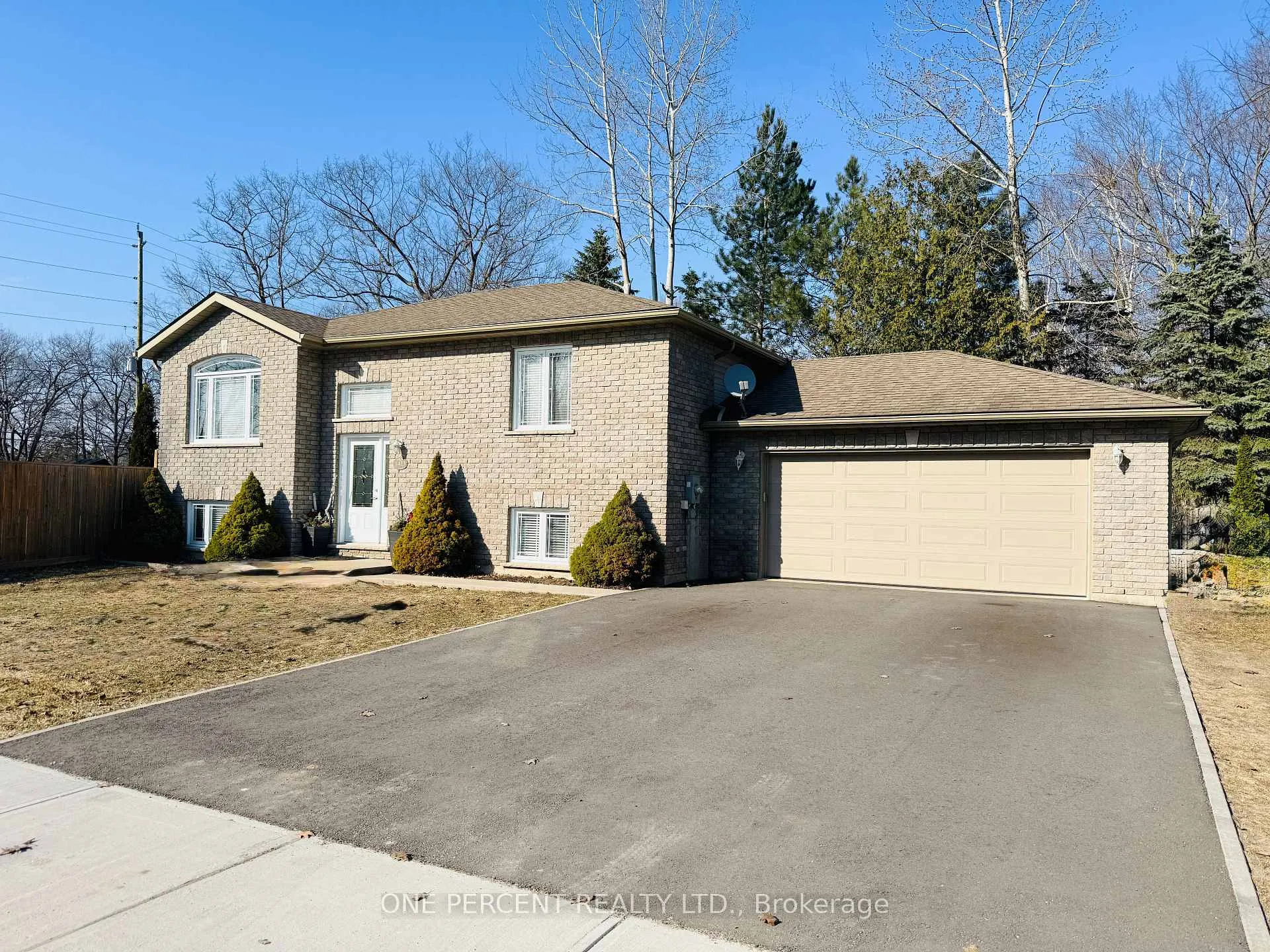 Photo 1 of 1423 River Road W, Wasaga Beach — HOMEH