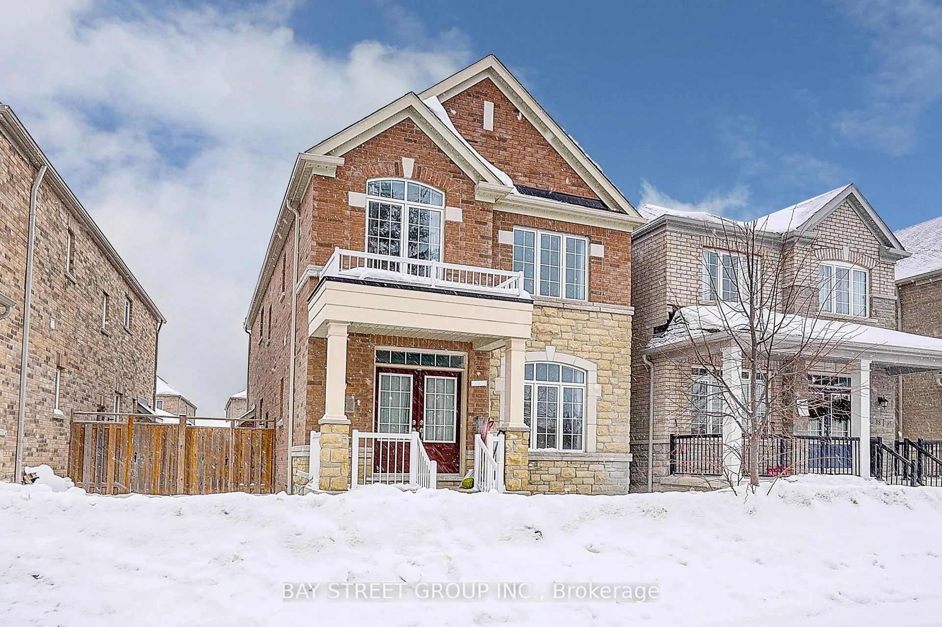 Photo 2 of 86 Autumn Glow Drive, Markham, Cornell — HOMEH