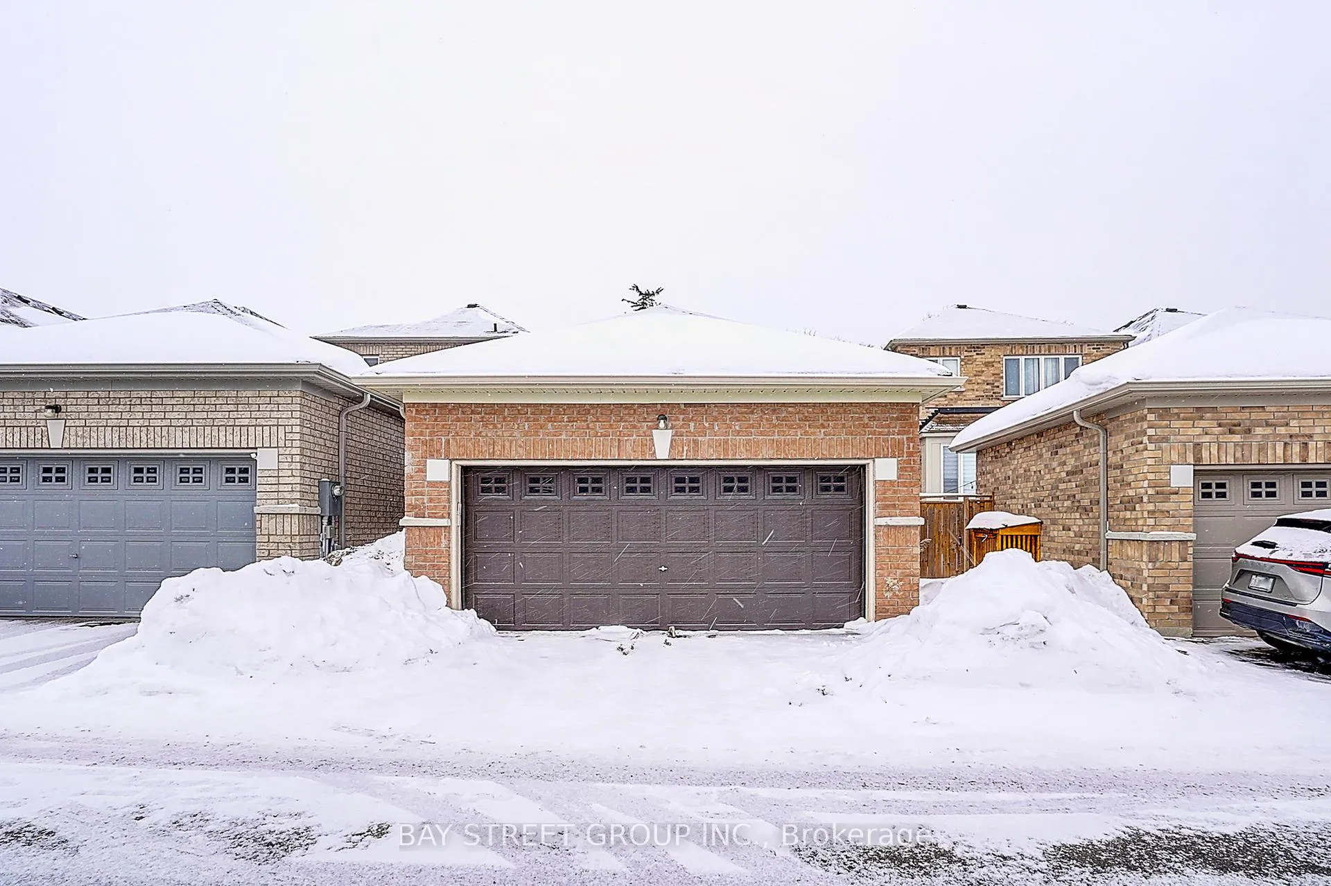 Photo 5 of 86 Autumn Glow Drive, Markham, Cornell — HOMEH