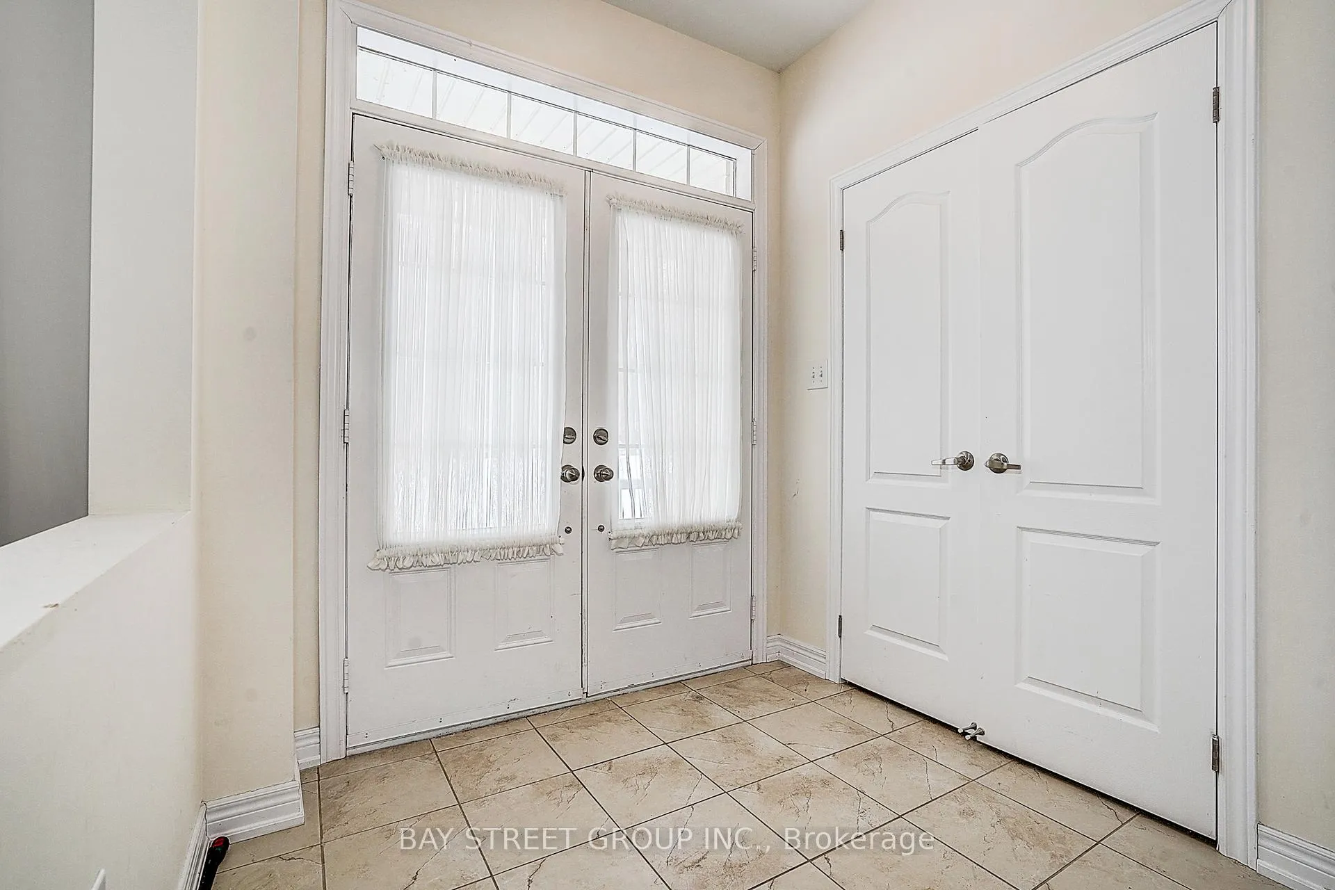 Photo 7 of 86 Autumn Glow Drive, Markham, Cornell — HOMEH