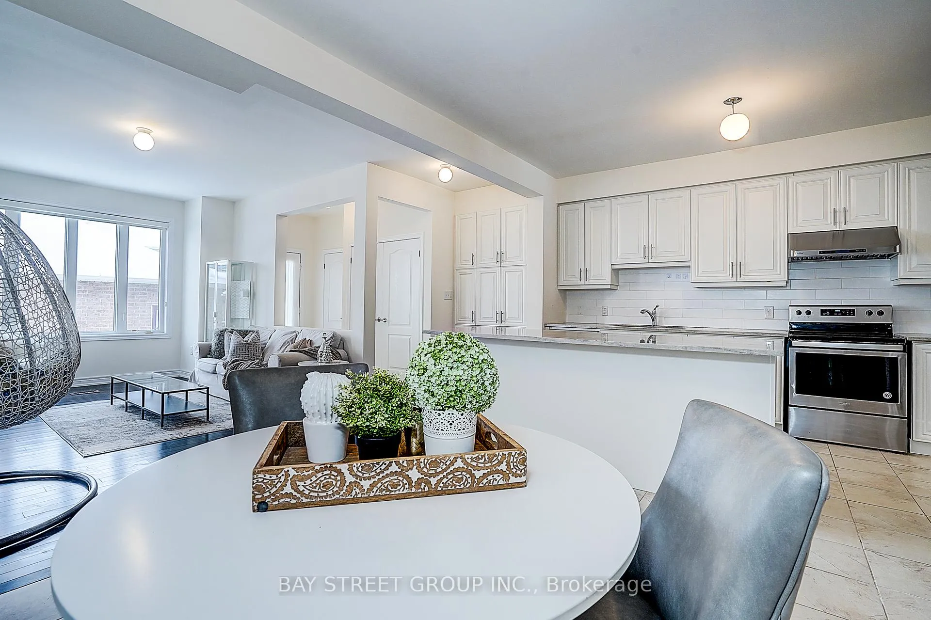 Photo 18 of 86 Autumn Glow Drive, Markham, Cornell — HOMEH