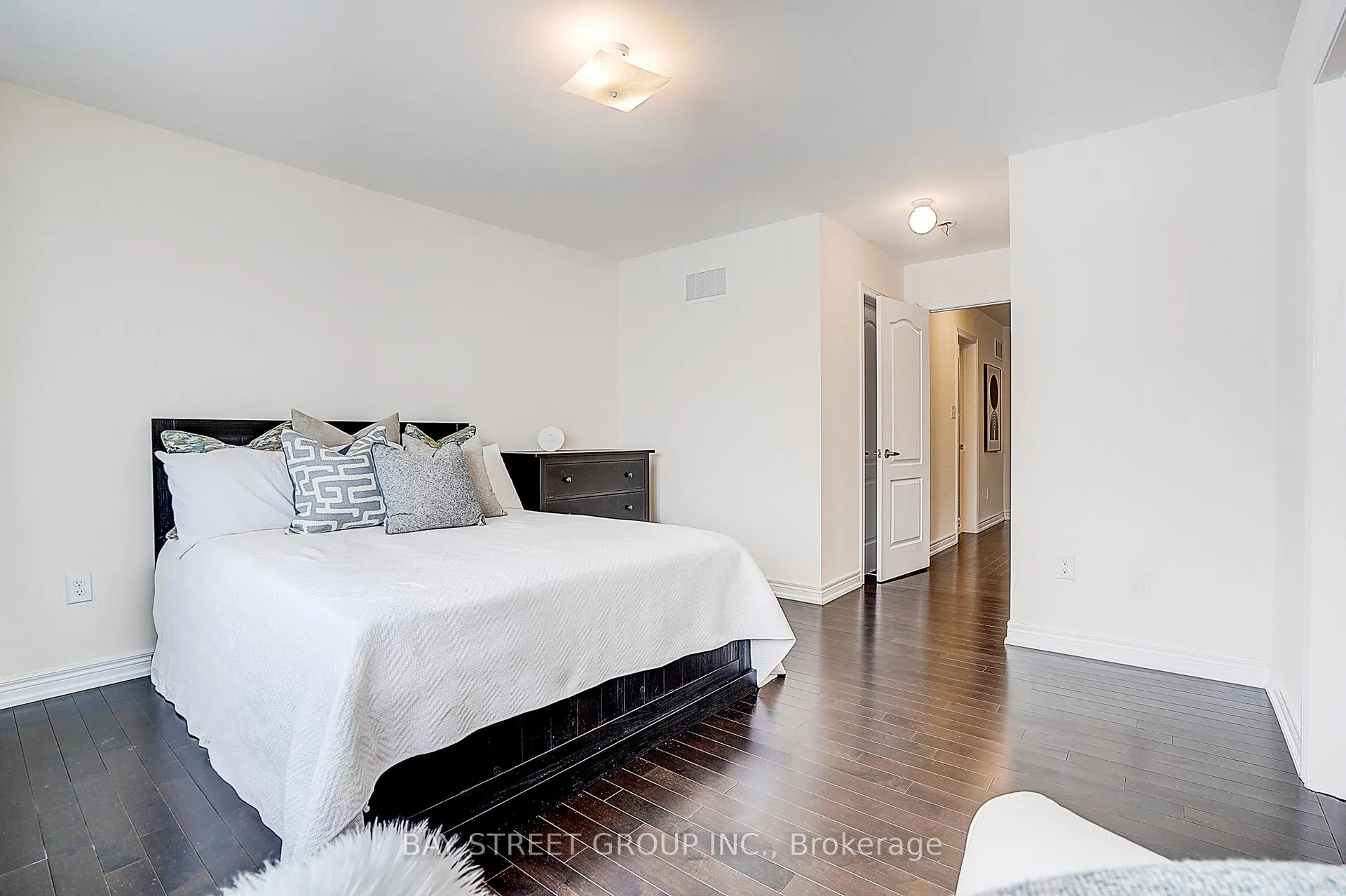 Photo 34 of 86 Autumn Glow Drive, Markham, Cornell — HOMEH