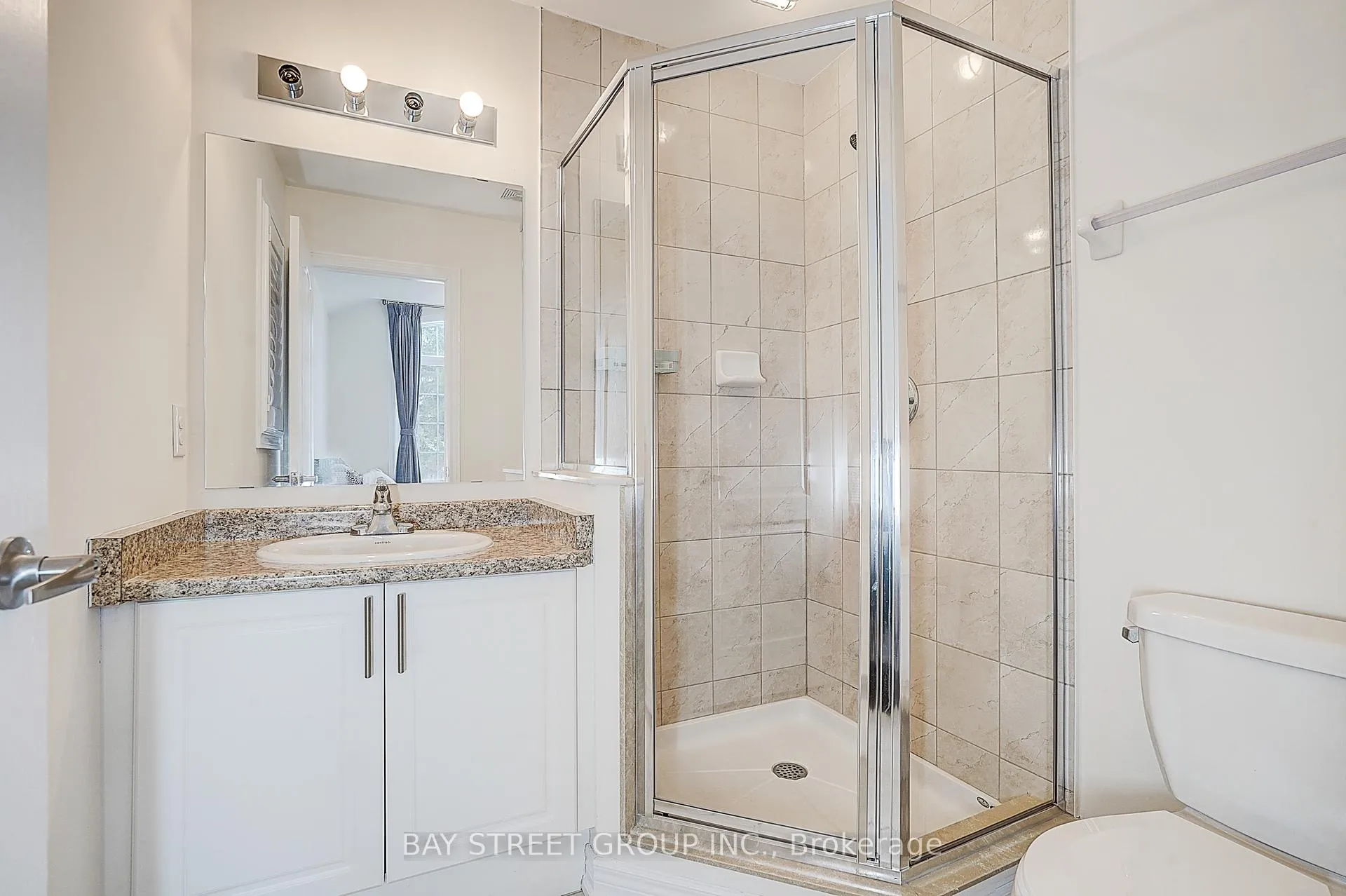 Photo 43 of 86 Autumn Glow Drive, Markham, Cornell — HOMEH