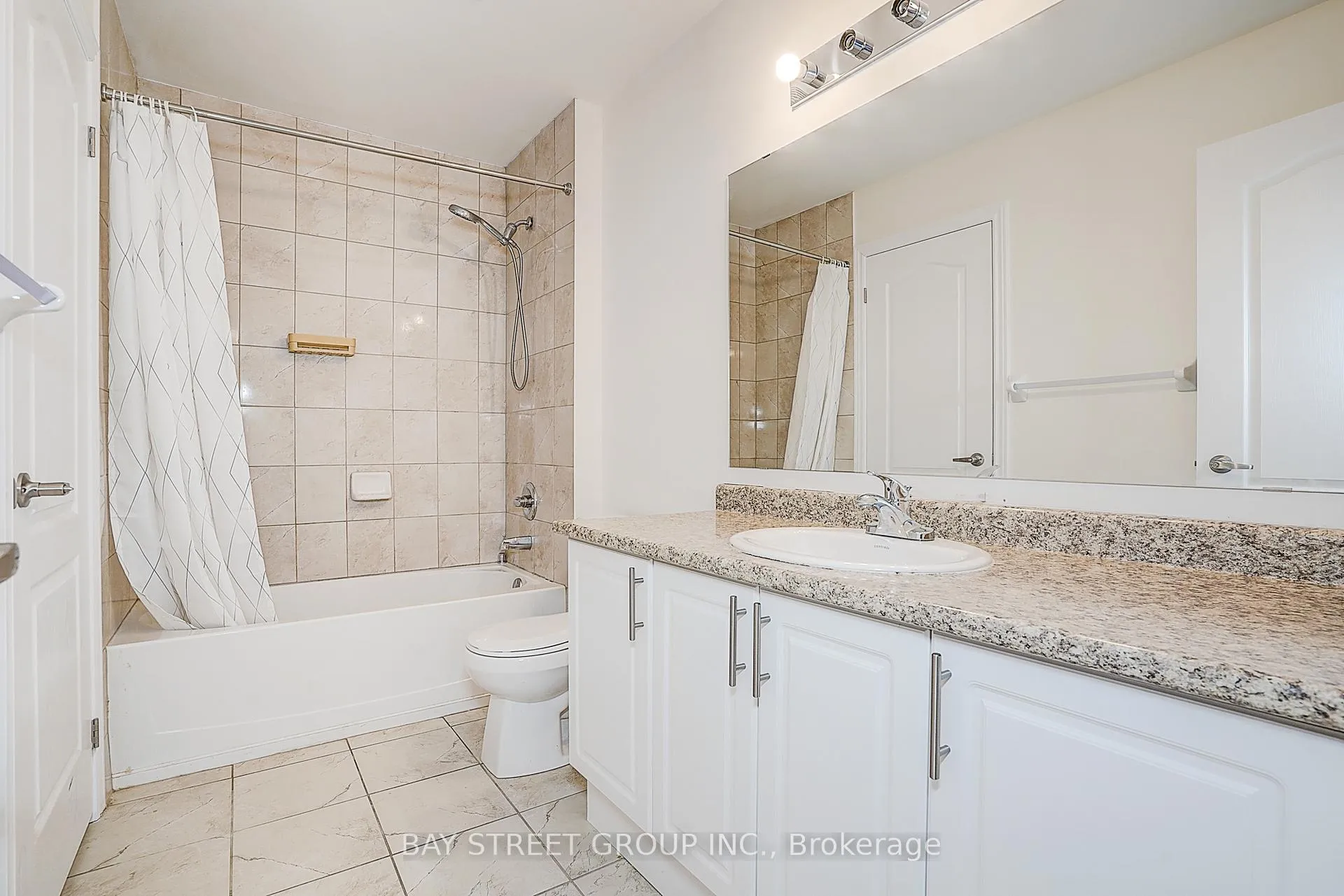 Photo 46 of 86 Autumn Glow Drive, Markham, Cornell — HOMEH