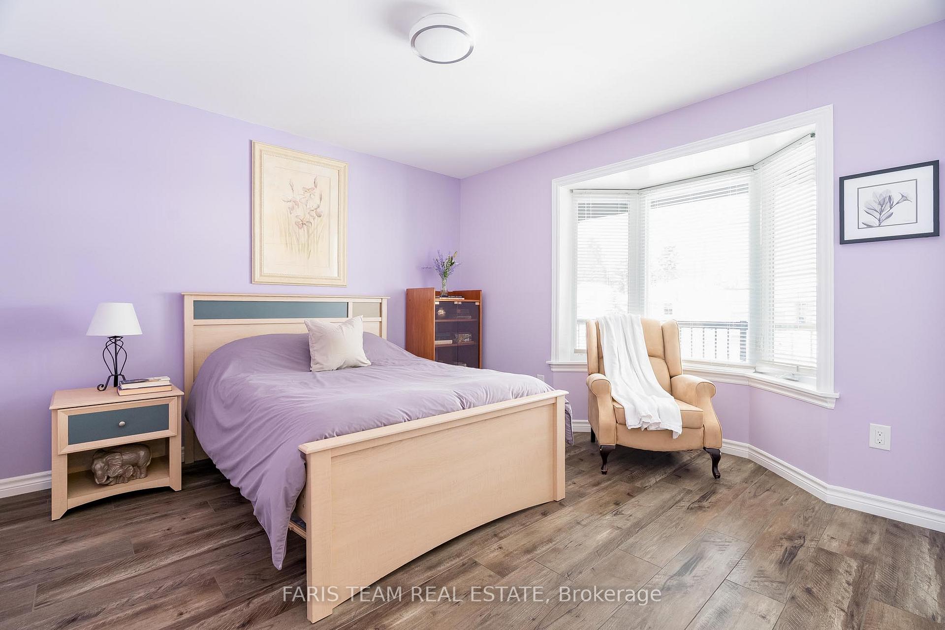 Photo 10 of 145 Pineridge Gate, Gravenhurst, Muskoka (S) — HOMEH