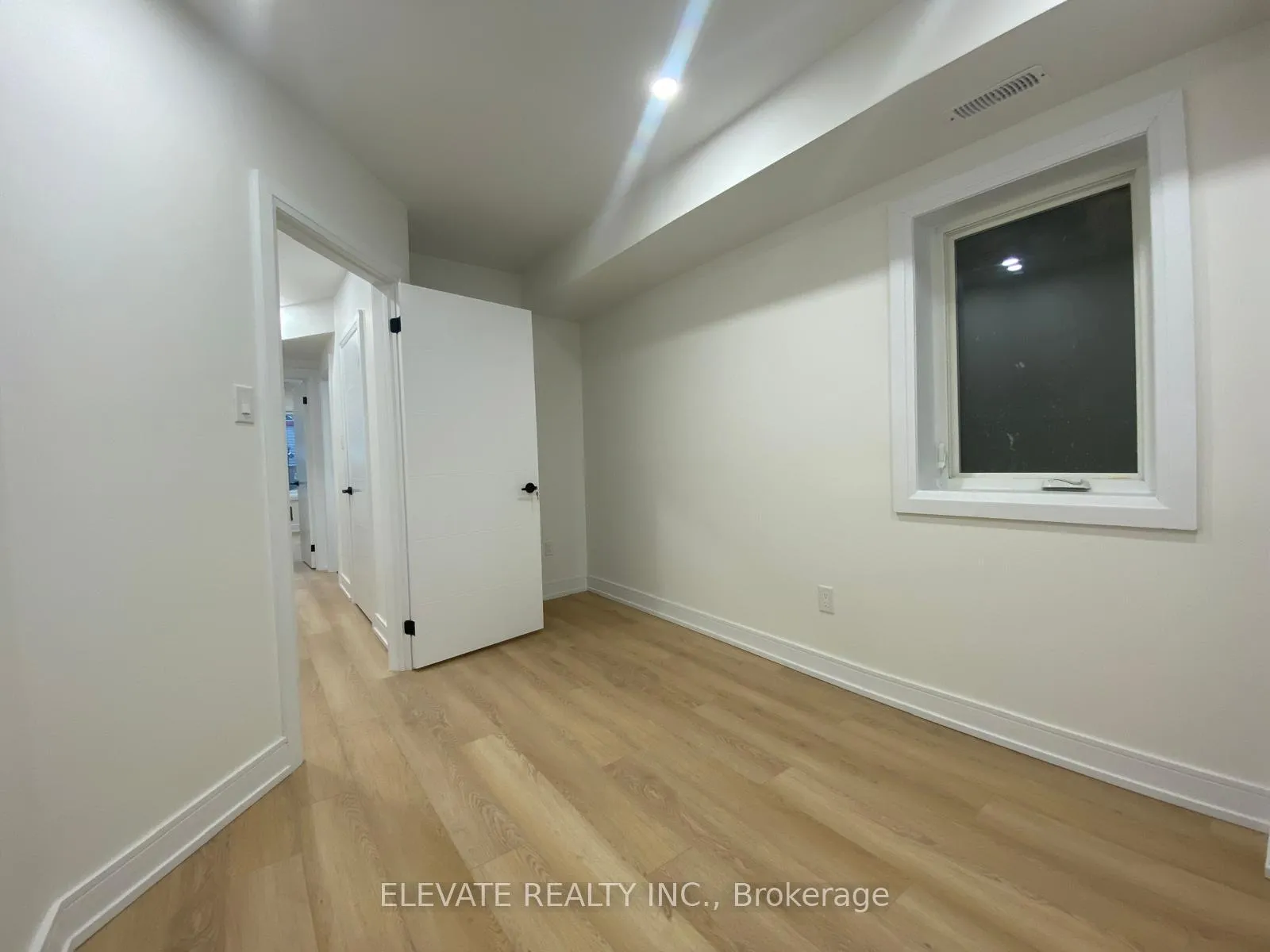 Photo 5 of Unit 1, 462 Northcliffe Boulevard, Toronto, Oakwood Village — HOMEH