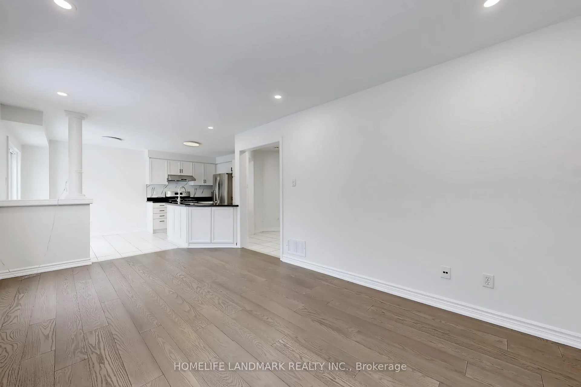 Photo 6 of 186 Tierra Avenue, Vaughan, Vellore Village — HOMEH