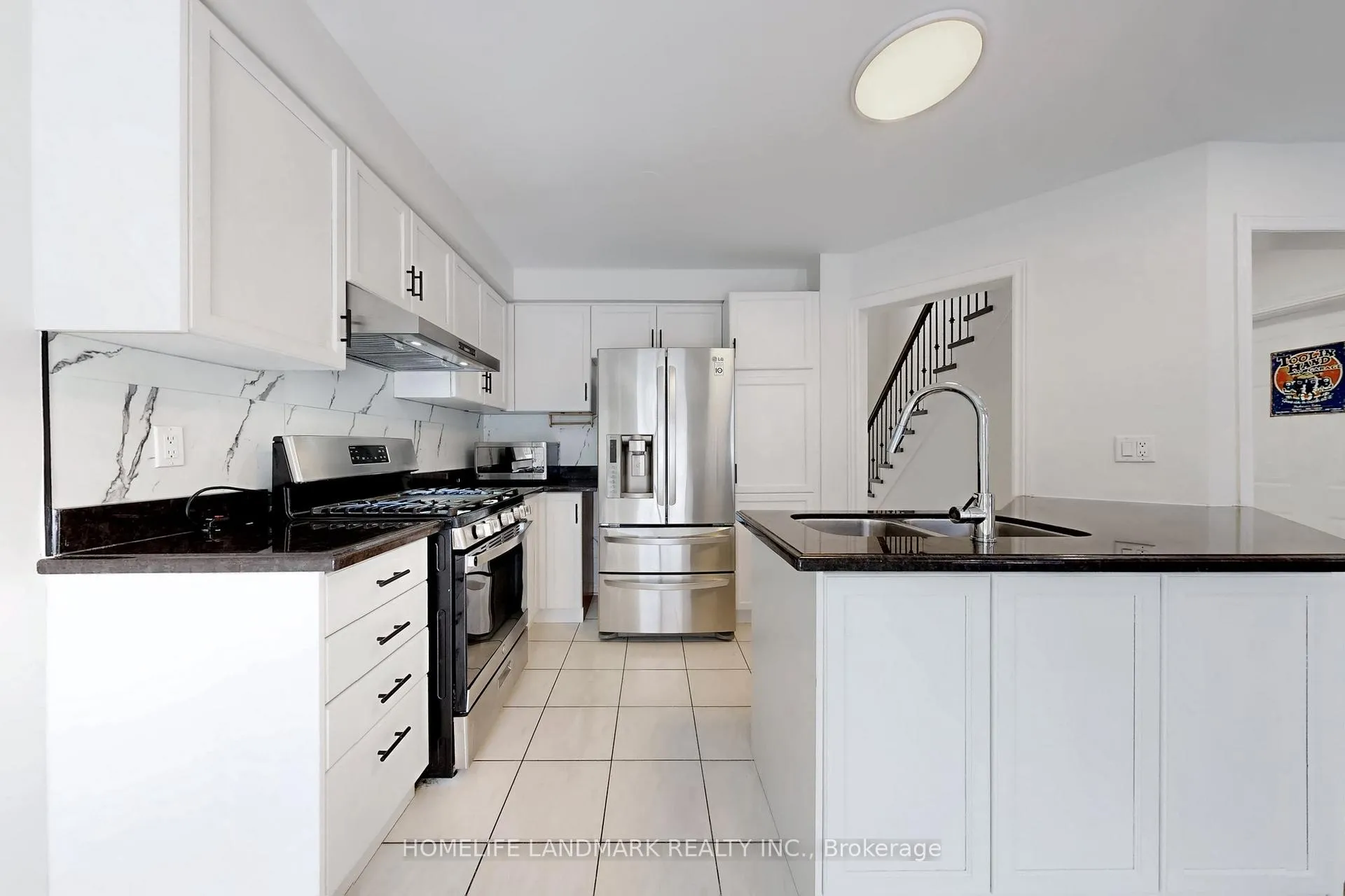 Photo 8 of 186 Tierra Avenue, Vaughan, Vellore Village — HOMEH