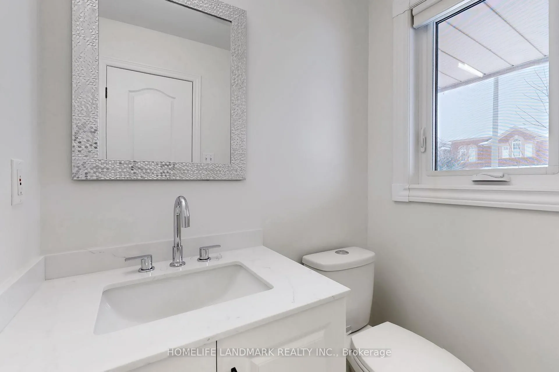 Photo 15 of 186 Tierra Avenue, Vaughan, Vellore Village — HOMEH