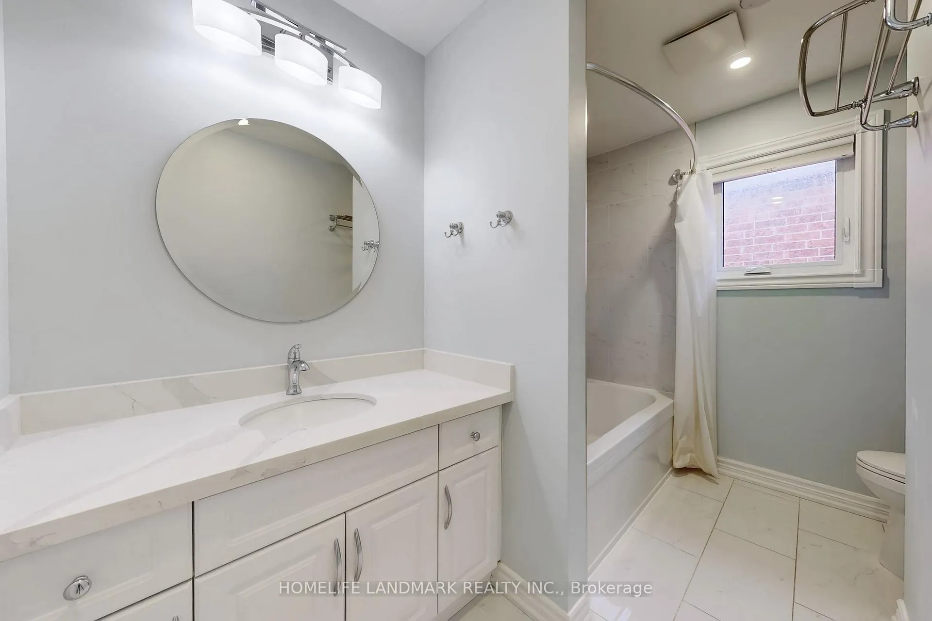 Photo 25 of 186 Tierra Avenue, Vaughan, Vellore Village — HOMEH