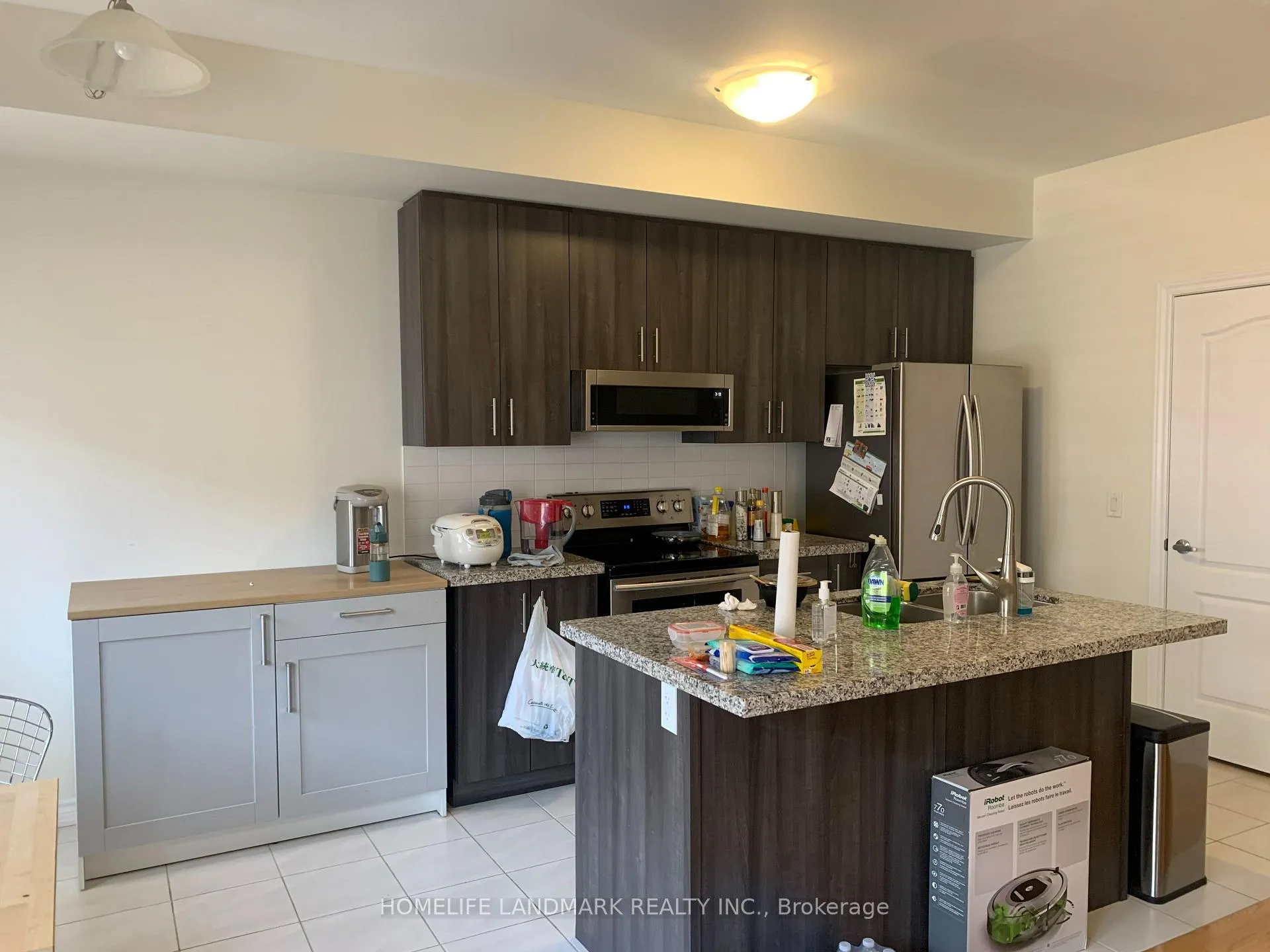 Photo 4 of 395 Athabasca Common, Oakville, Joshua Meadows — HOMEH