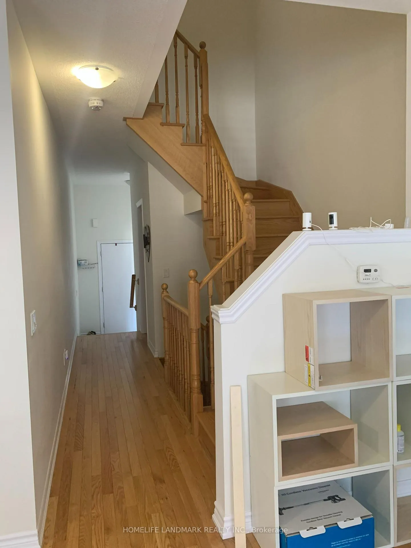 Photo 6 of 395 Athabasca Common, Oakville, Joshua Meadows — HOMEH