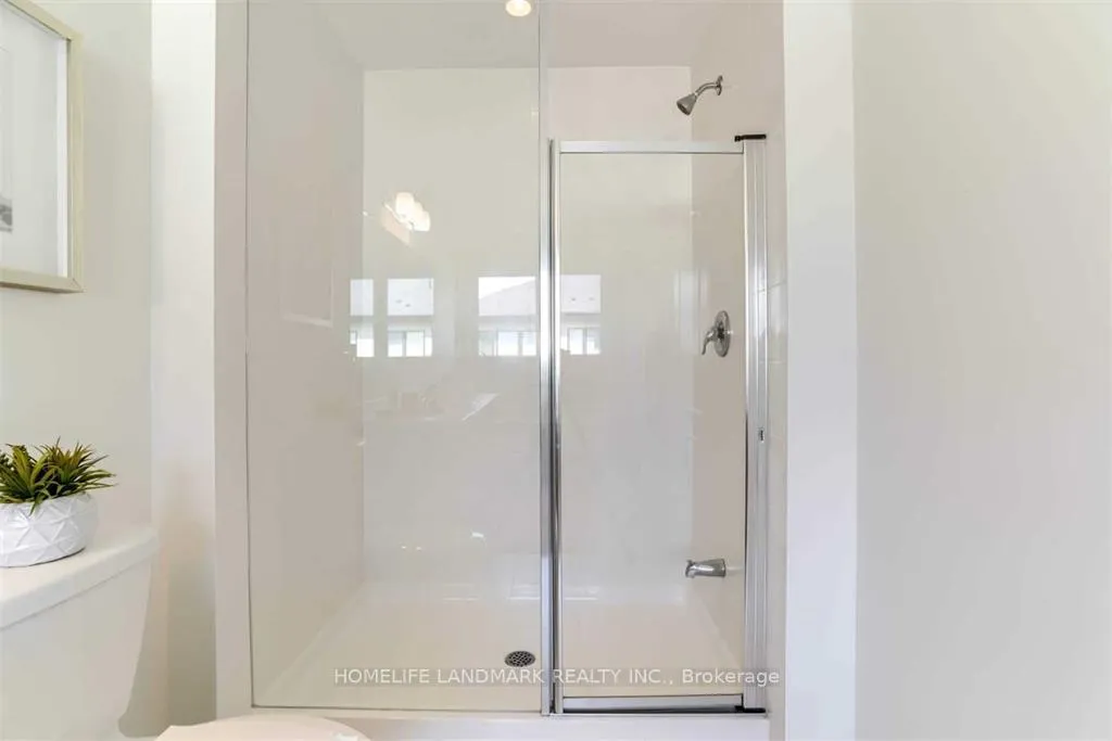 Photo 9 of 395 Athabasca Common, Oakville, Joshua Meadows — HOMEH