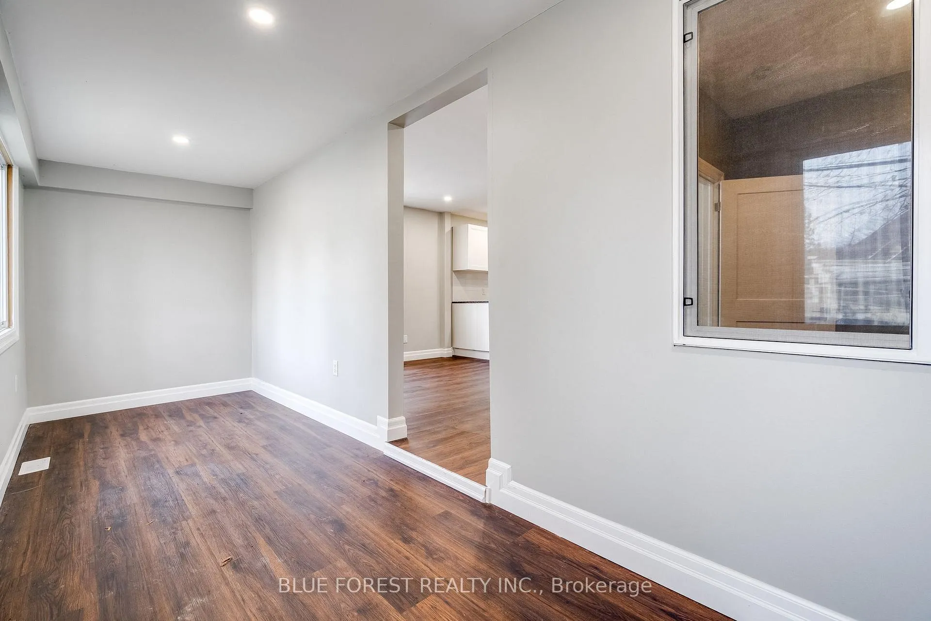 Photo 5 of 128 Gray Street, Chatham-Kent, Chatham — HOMEH