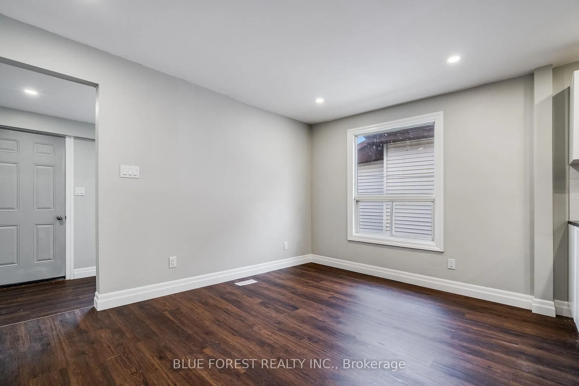 Photo 8 of 128 Gray Street, Chatham-Kent, Chatham — HOMEH