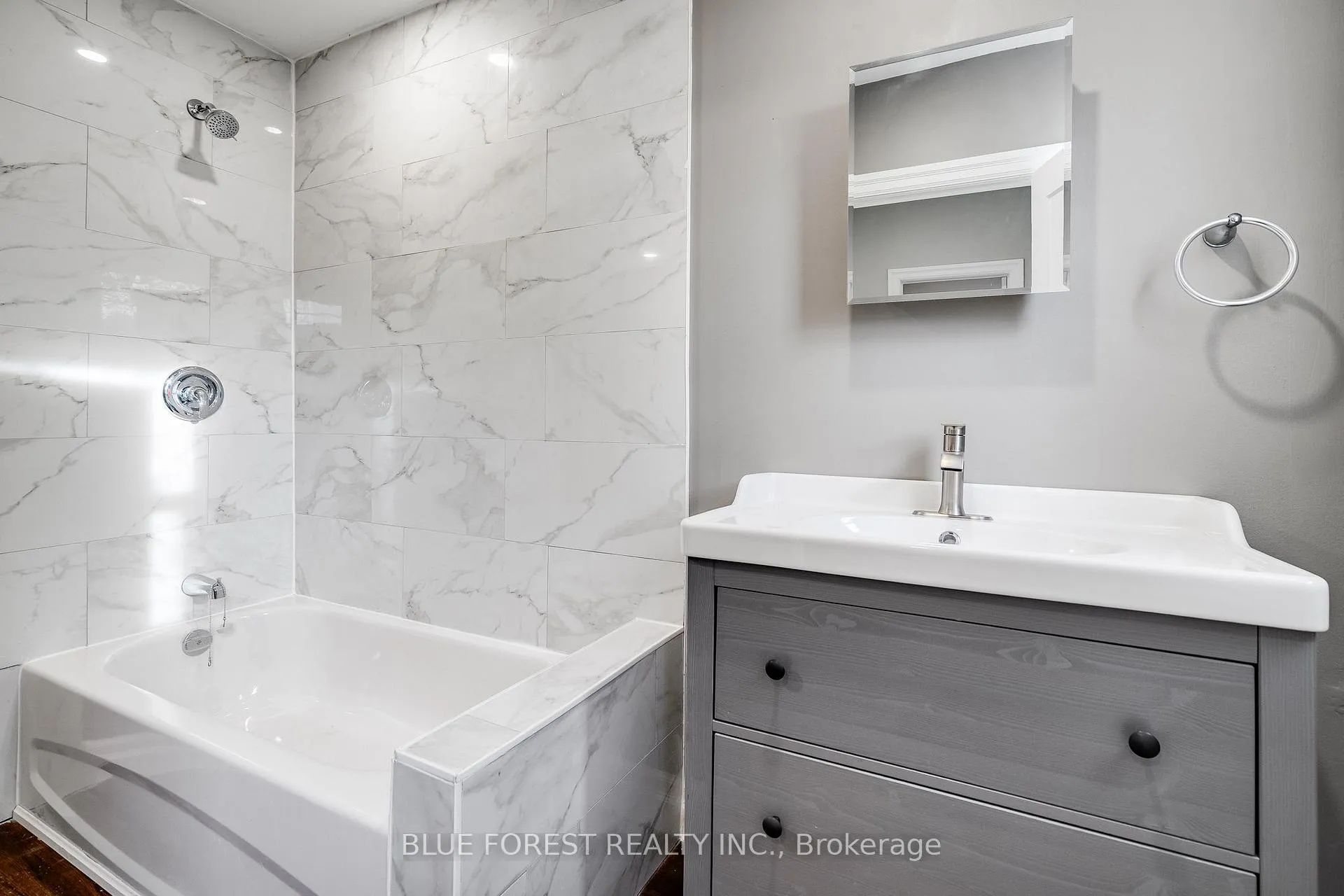 Photo 19 of 128 Gray Street, Chatham-Kent, Chatham — HOMEH