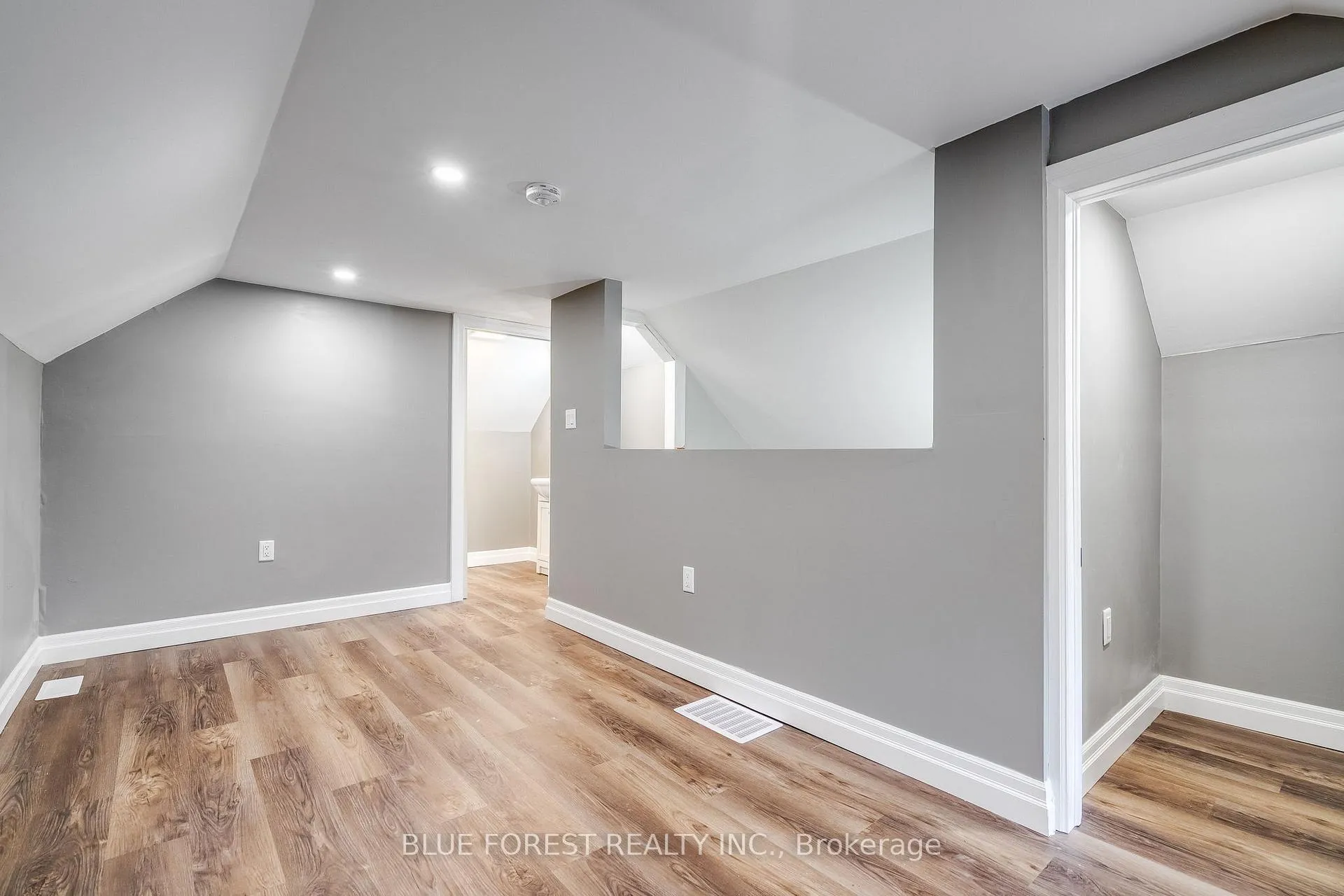 Photo 23 of 128 Gray Street, Chatham-Kent, Chatham — HOMEH