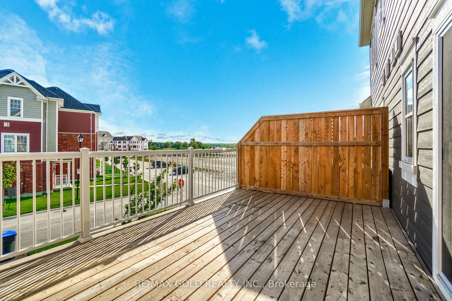 Photo 10 of 152 Village Gate Drive, Wasaga Beach — HOMEH