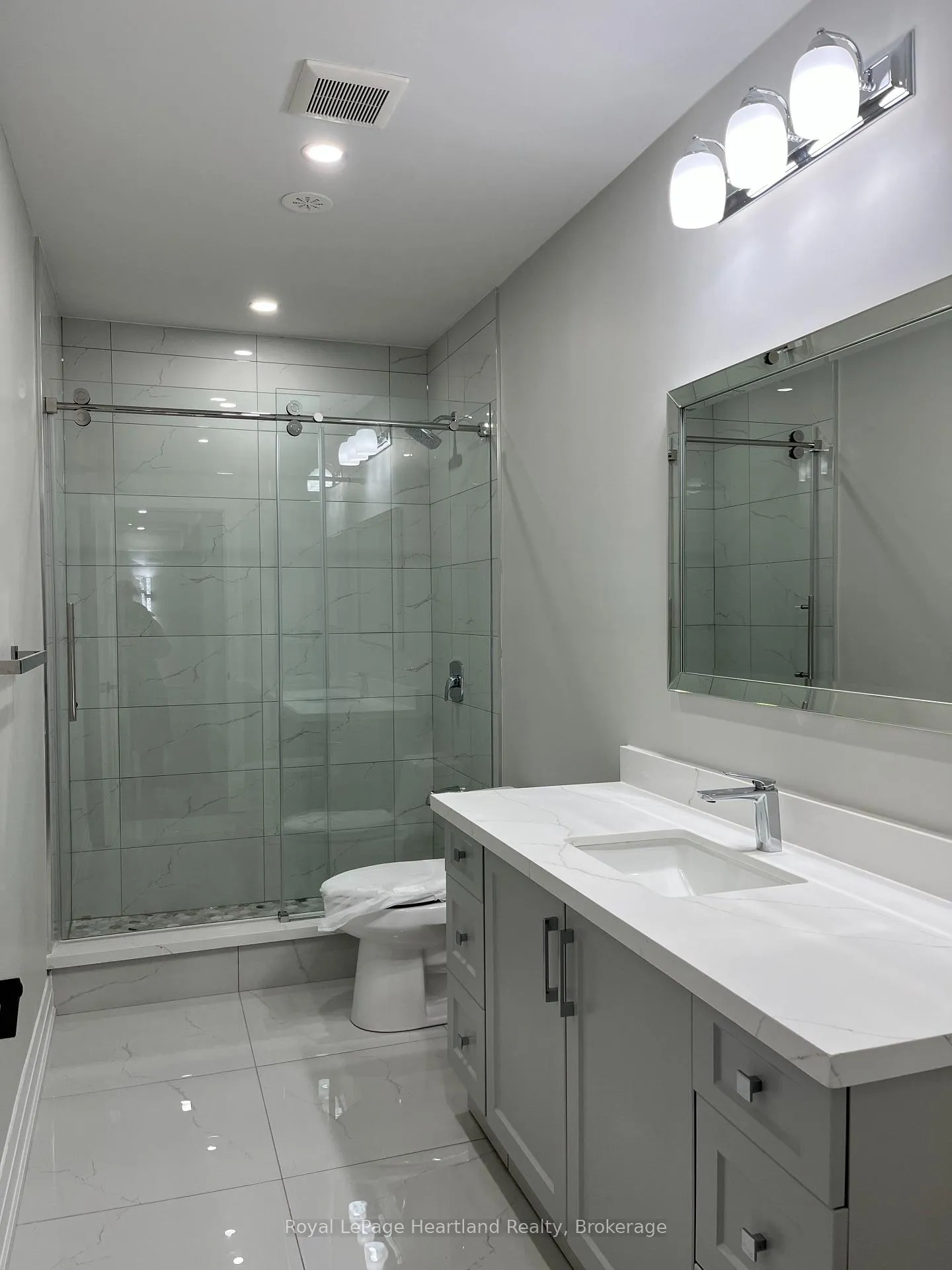 Photo 10 of 206 Shearwater Trail, Goderich, Goderich (Town) — HOMEH