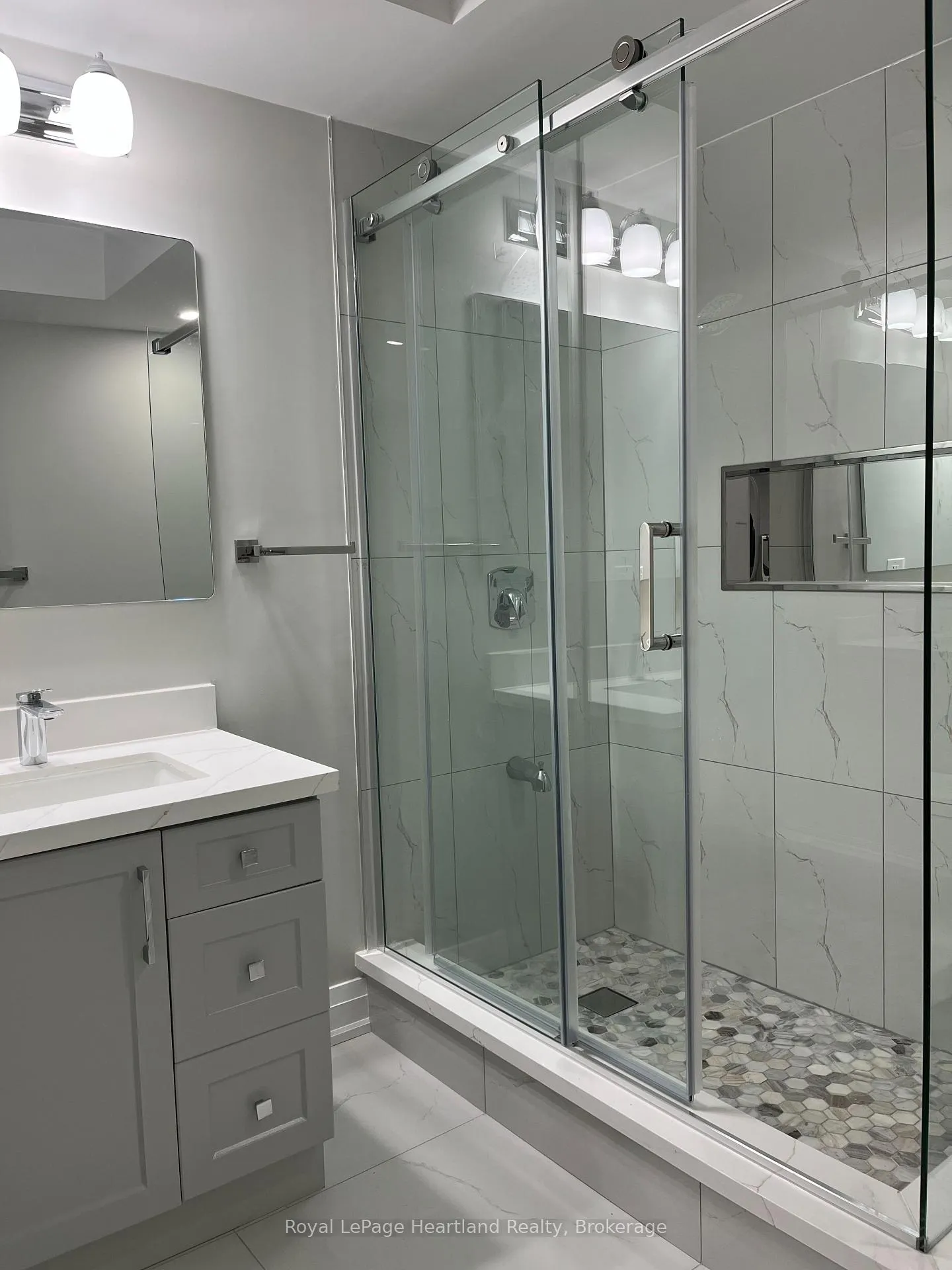 Photo 12 of 206 Shearwater Trail, Goderich, Goderich (Town) — HOMEH