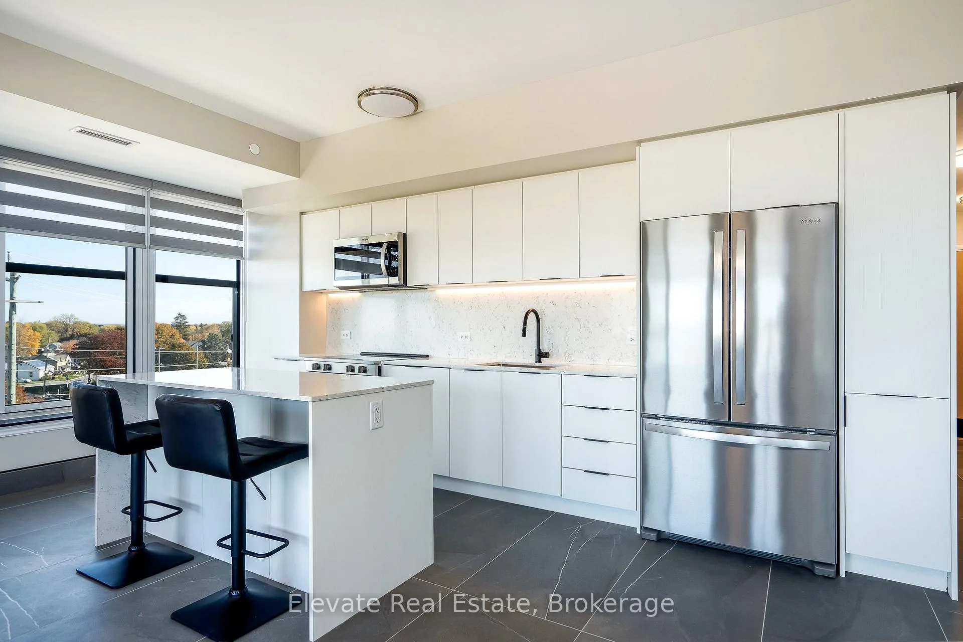 Photo 17 of Unit 505, 31 Huron Street, Collingwood — HOMEH