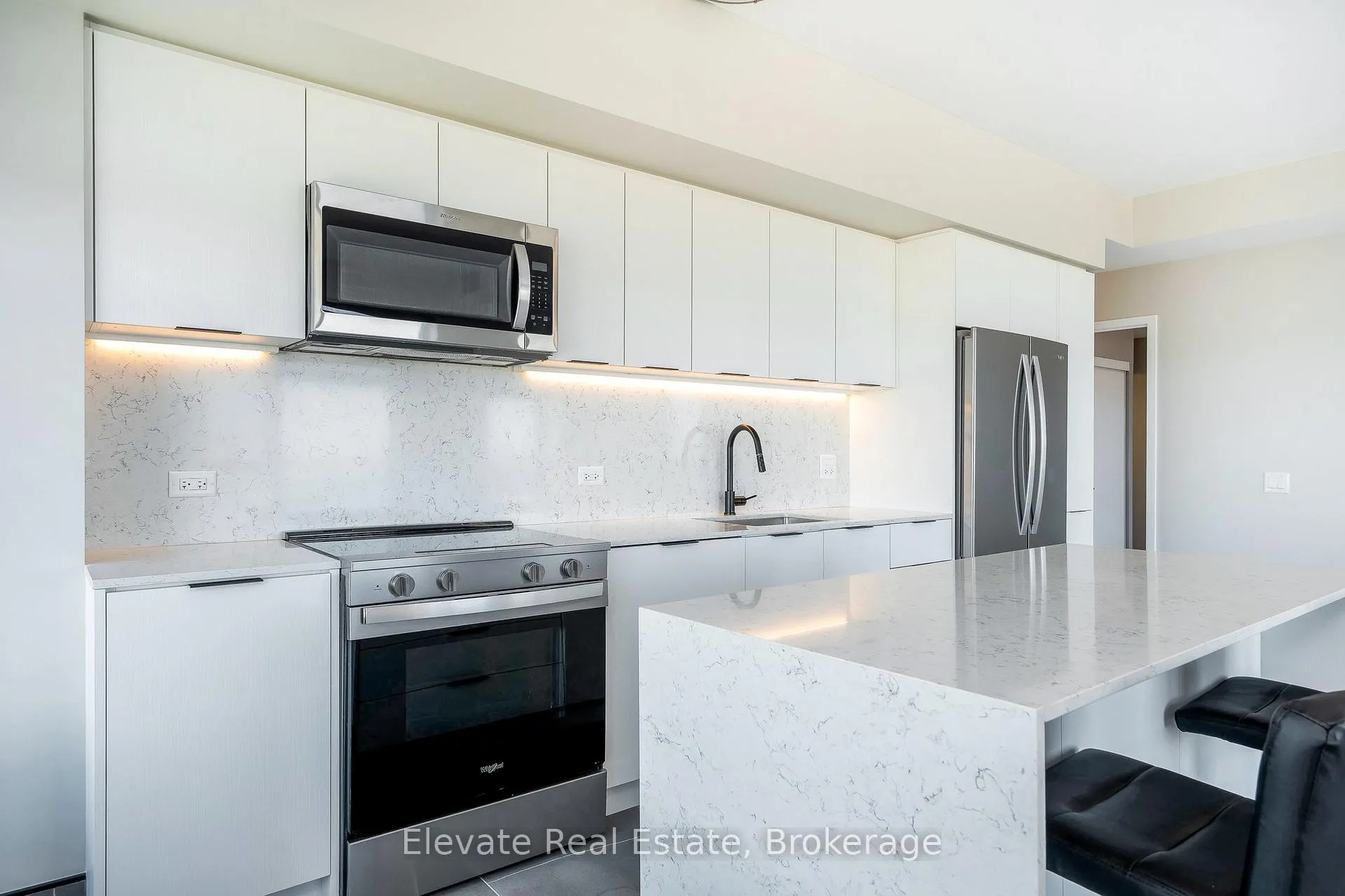 Photo 19 of Unit 505, 31 Huron Street, Collingwood — HOMEH