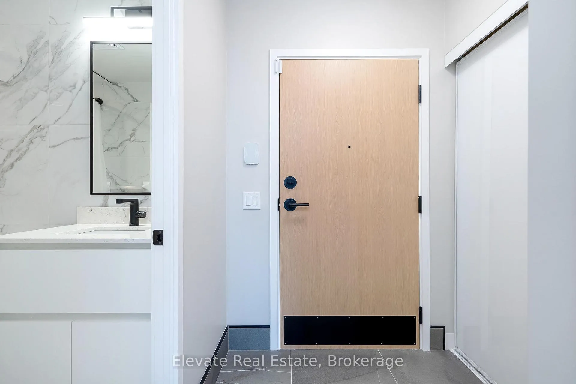 Photo 13 of Unit 305, 31 Huron Street, Collingwood — HOMEH