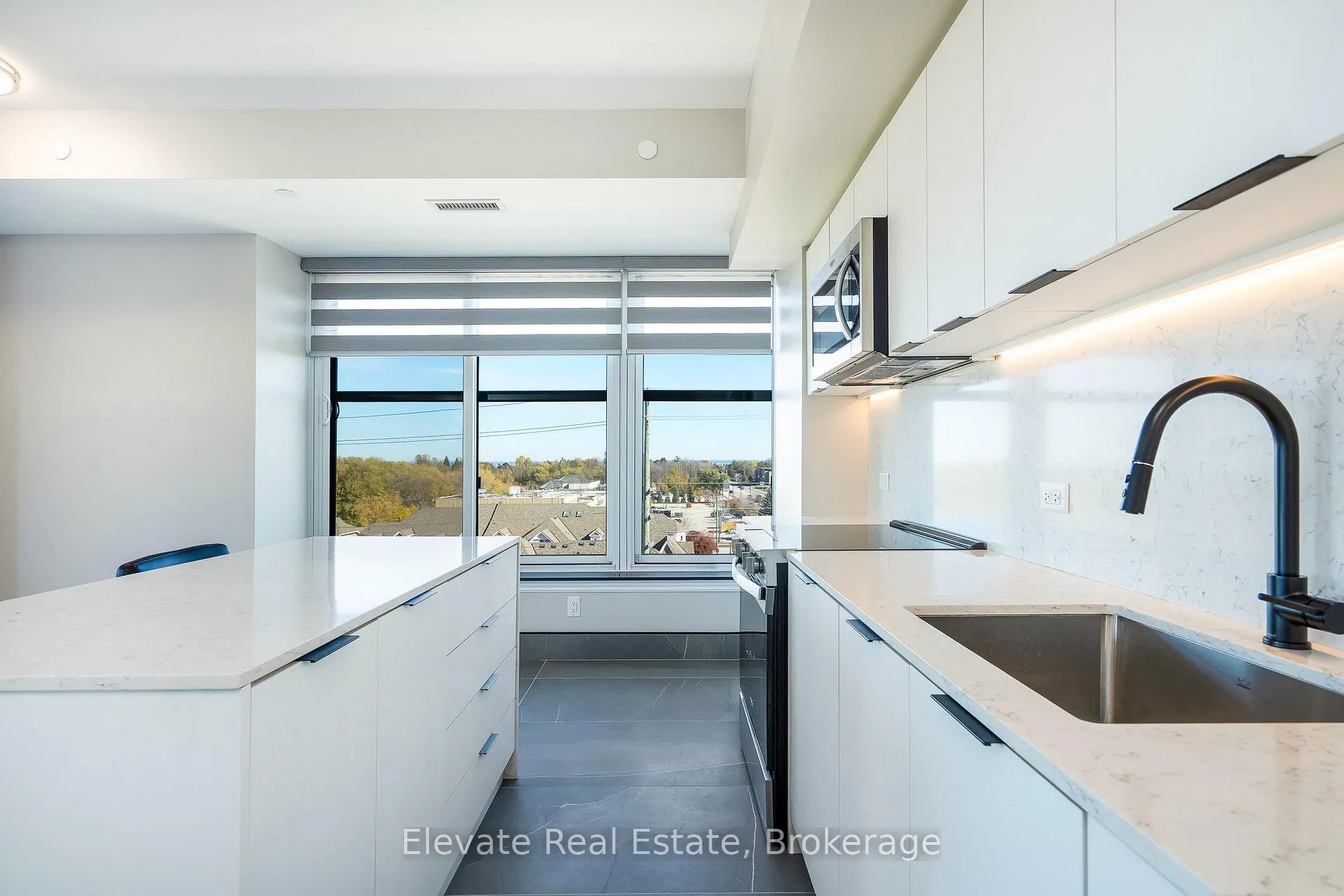 Photo 21 of Unit 305, 31 Huron Street, Collingwood — HOMEH