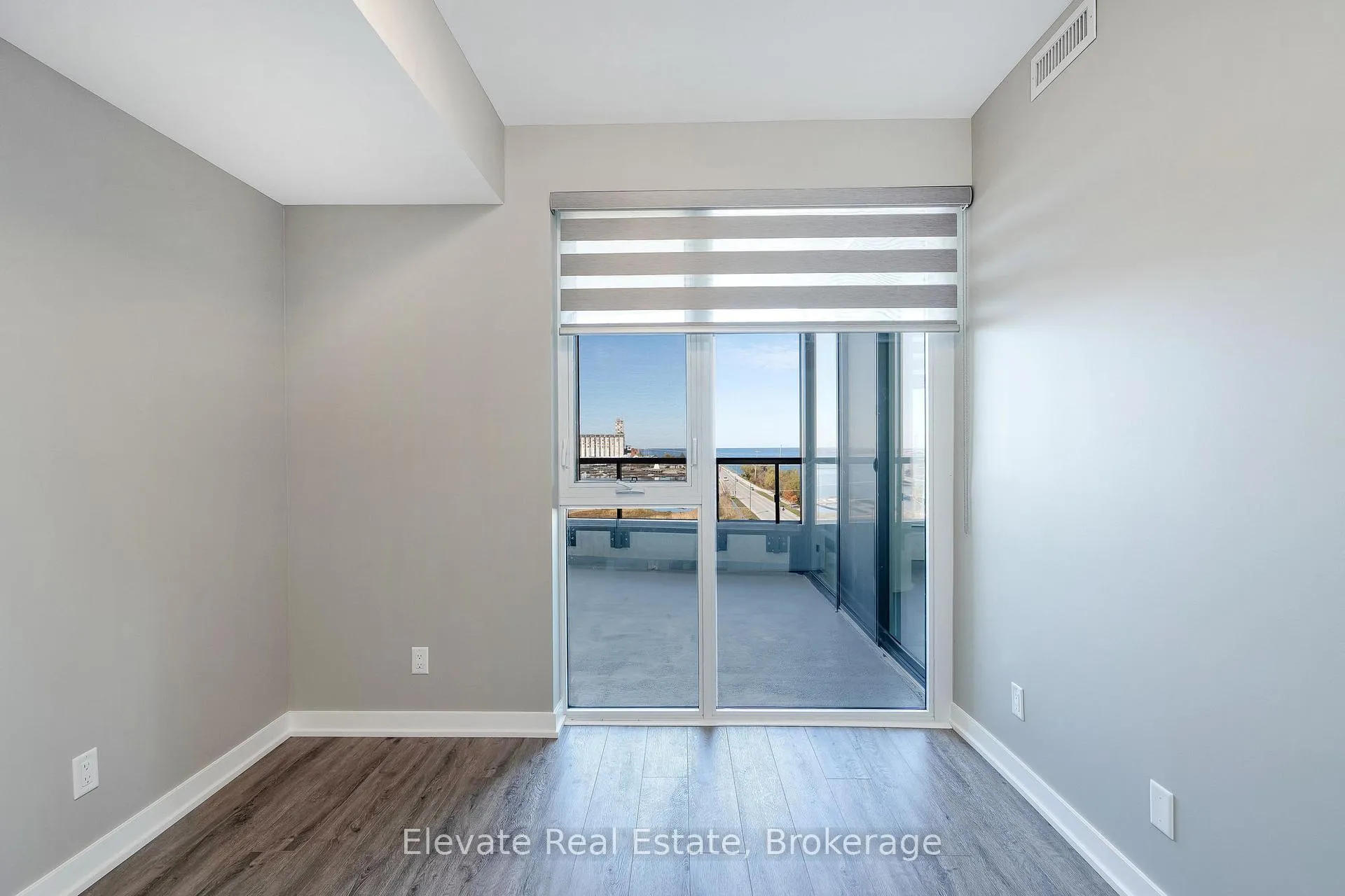 Photo 28 of Unit 305, 31 Huron Street, Collingwood — HOMEH
