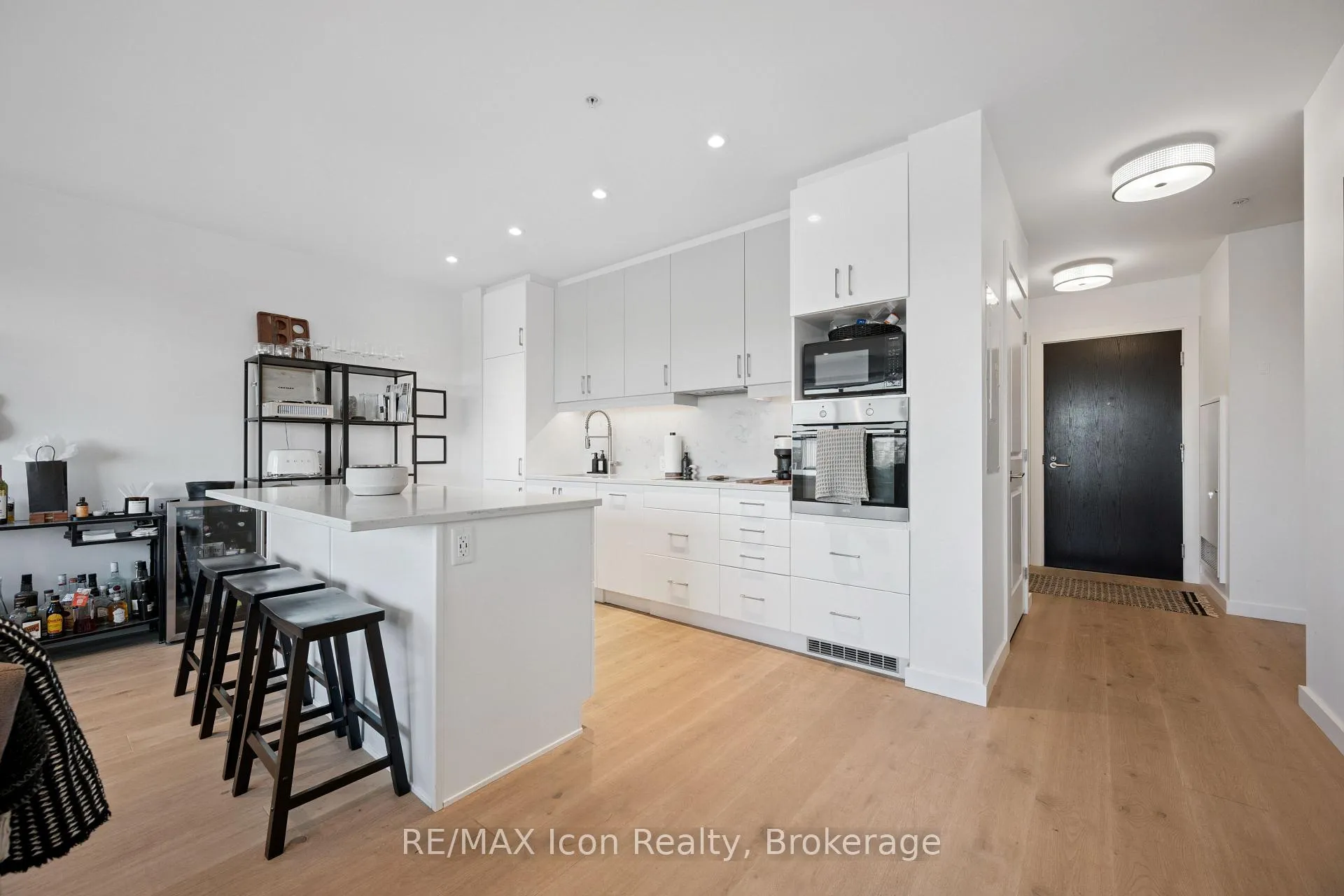 Photo 9 of Unit 1105, 181 King Street S, Waterloo — HOMEH