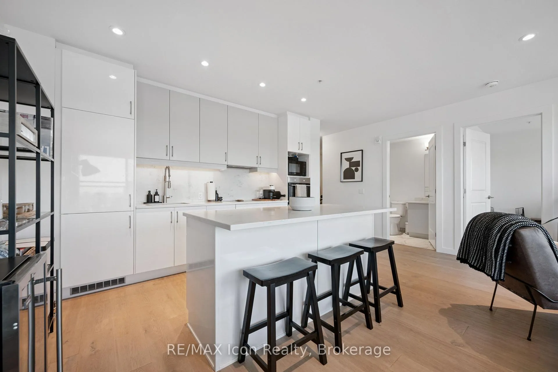 Photo 10 of Unit 1105, 181 King Street S, Waterloo — HOMEH